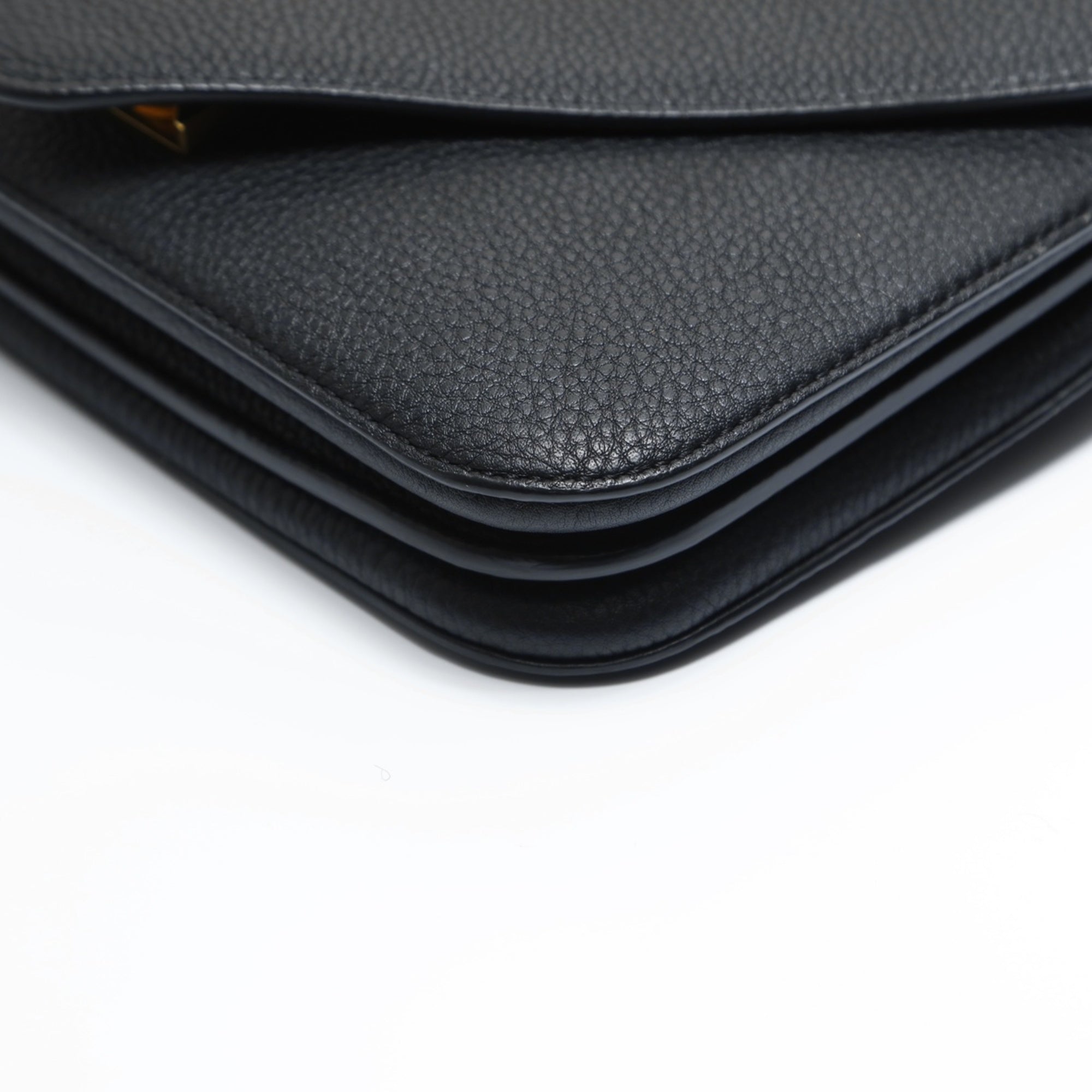 Bottega Veneta Black Leather Shoulder Bag (Pre-Owned)