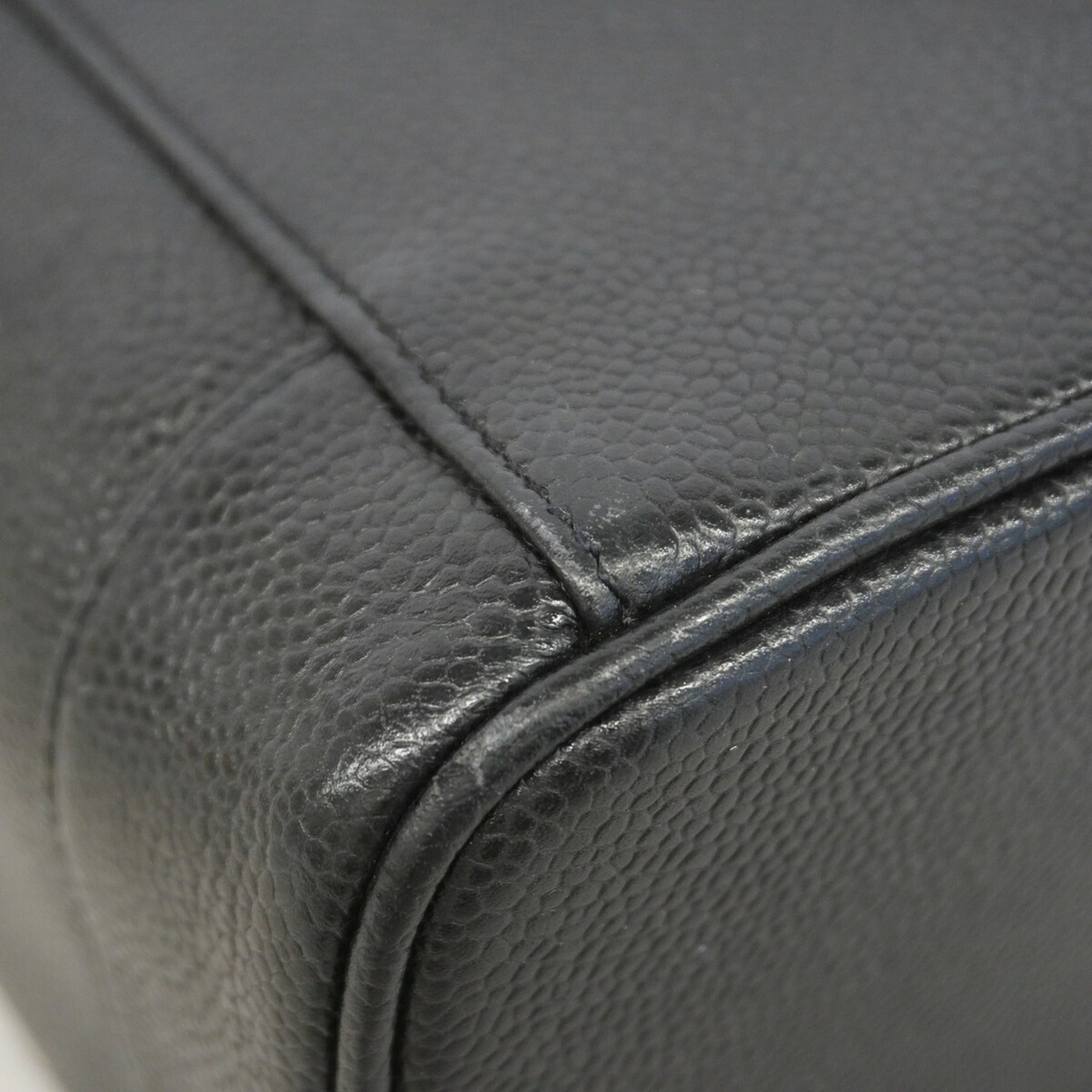 Chanel Black Grained Calfskin Vanity Bag (Pre-Owned)
