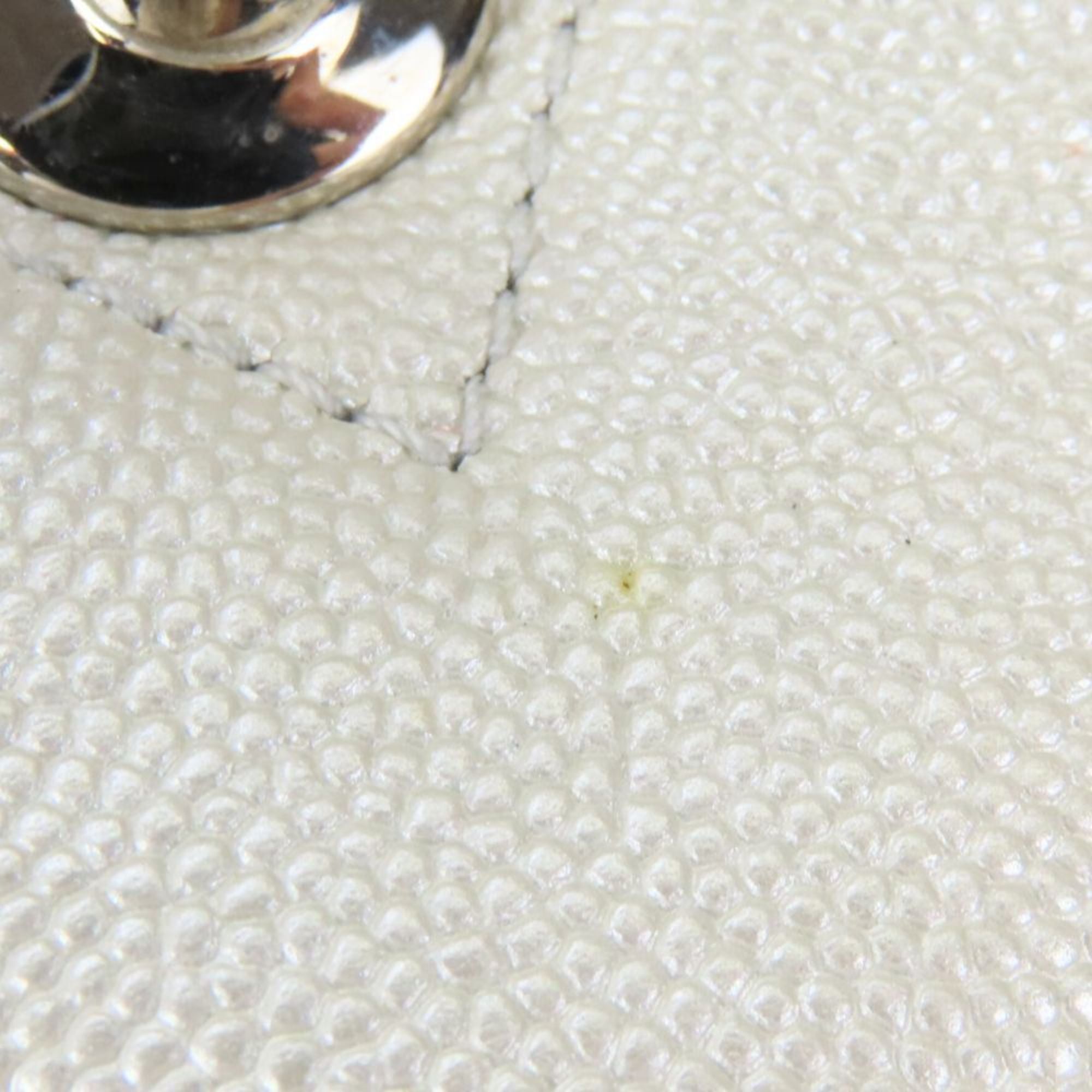 Chanel Pearl White Grained Calfskin Handbag (Pre-Owned)
