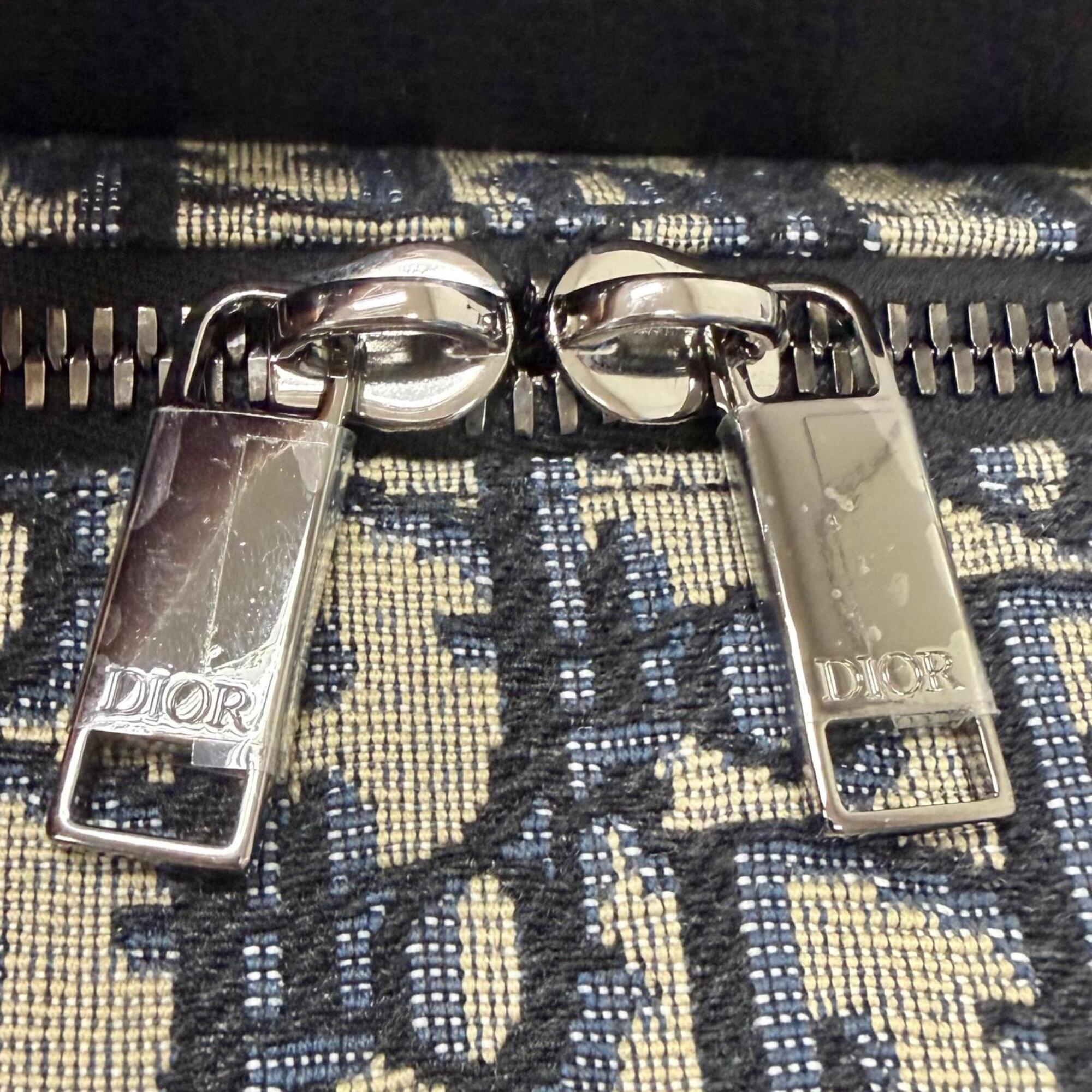 Dior Homme Beige Navy Leather Shoulder Bag (Pre-Owned)