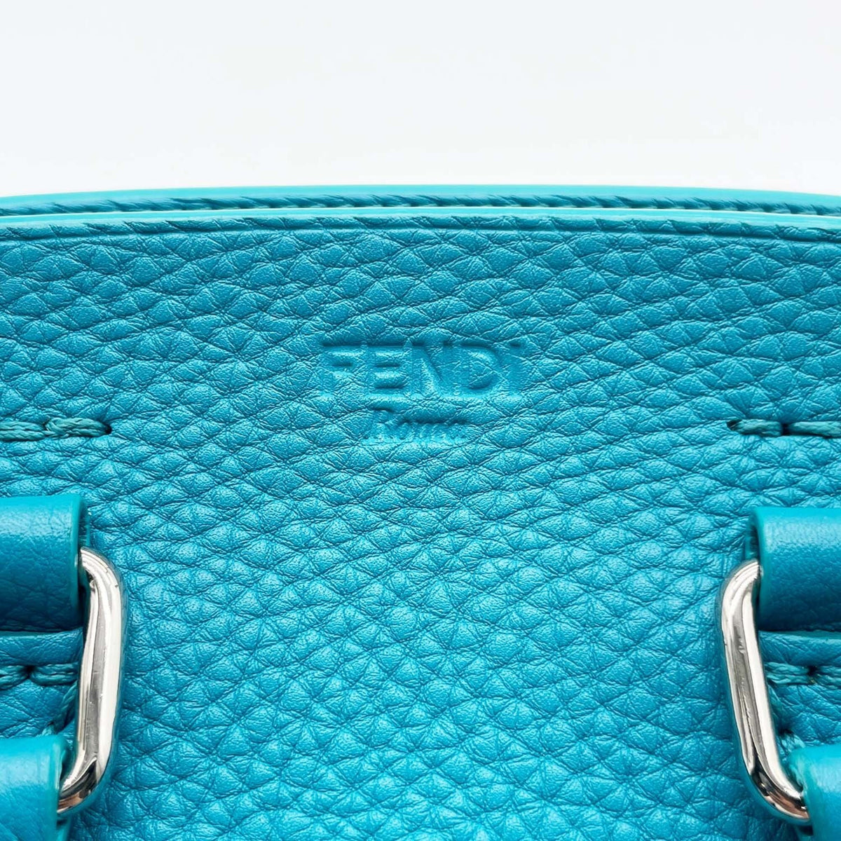 Fendi Blue Leather Shoulder Bag (Pre-Owned)
