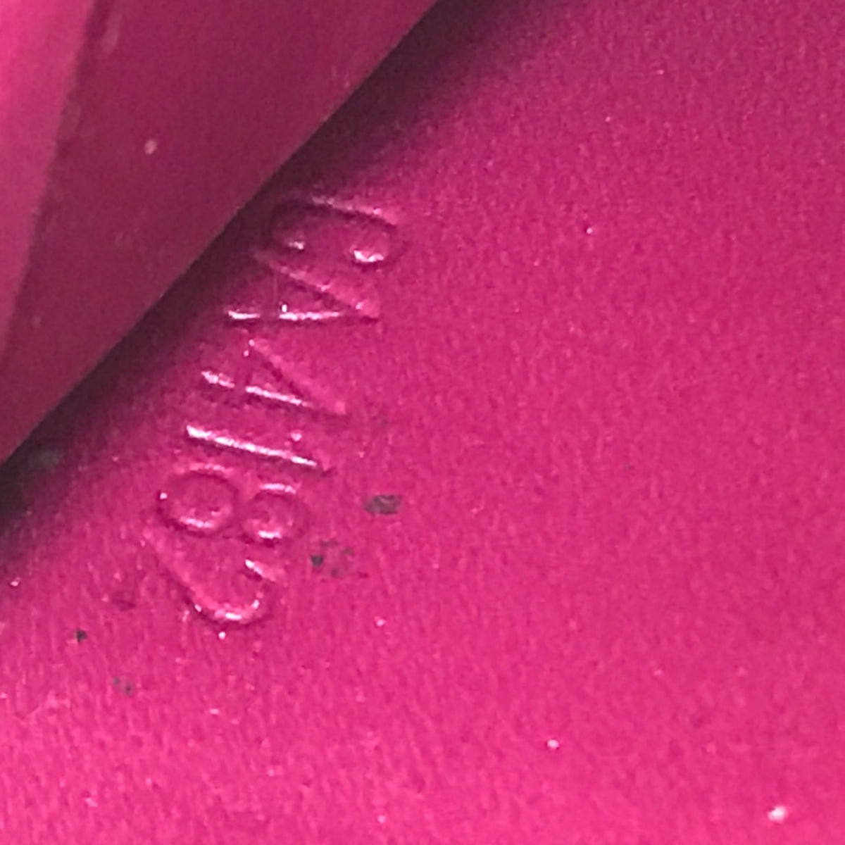 Louis Vuitton Pink Leather Long Wallet (Bi-Fold) (Pre-Owned)