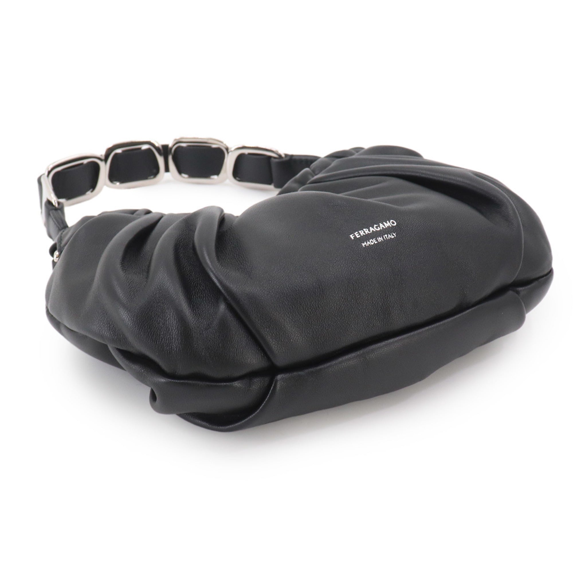 Salvatore Ferragamo Black Leather Handbag (Pre-Owned)