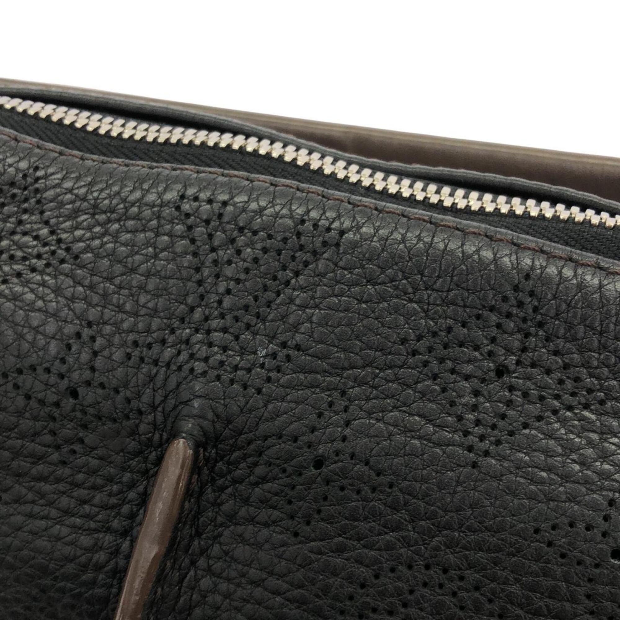 Louis Vuitton Black Leather Shoulder Bag (Pre-Owned)