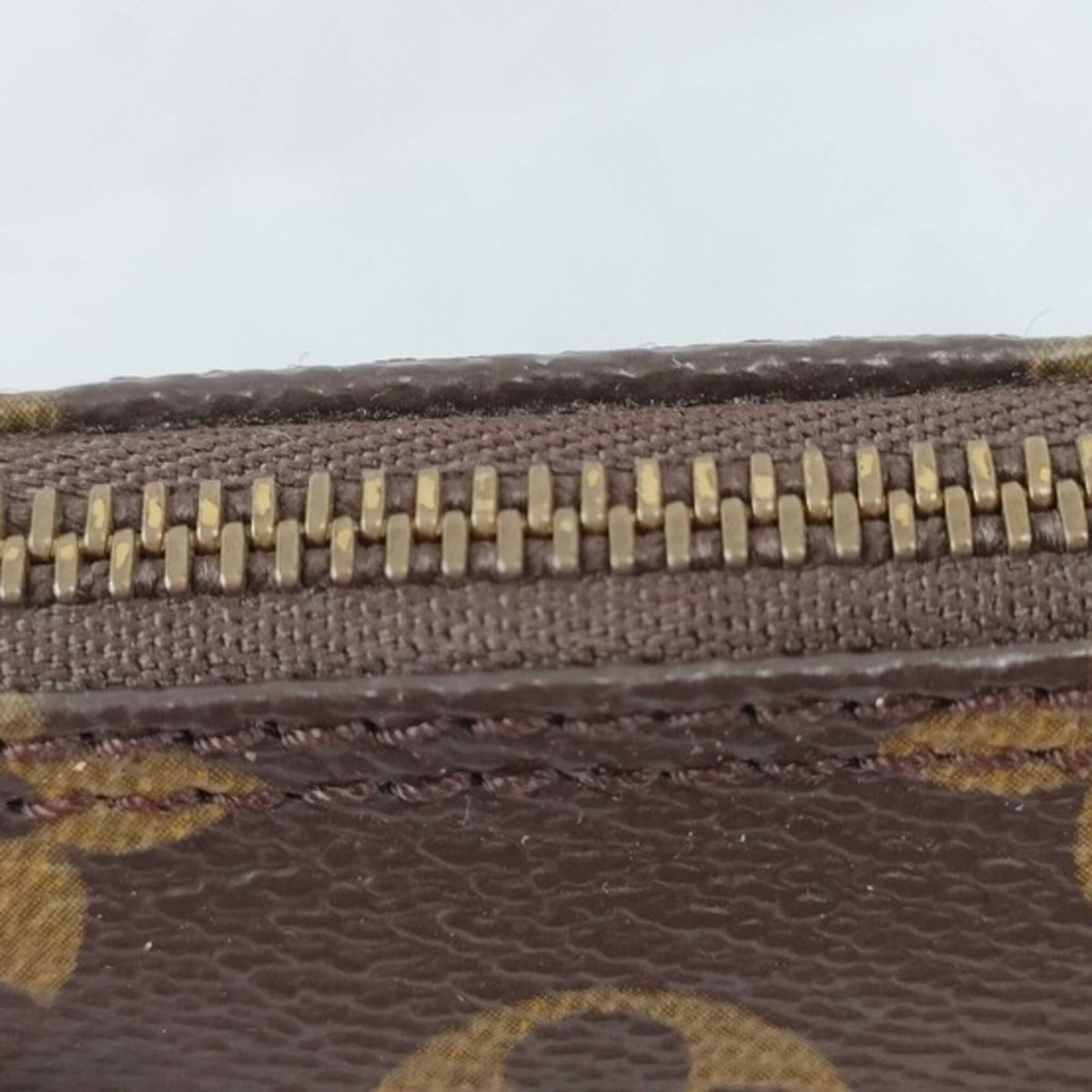 Louis Vuitton Monogram Brown Monogram Handbag (Pre-Owned)