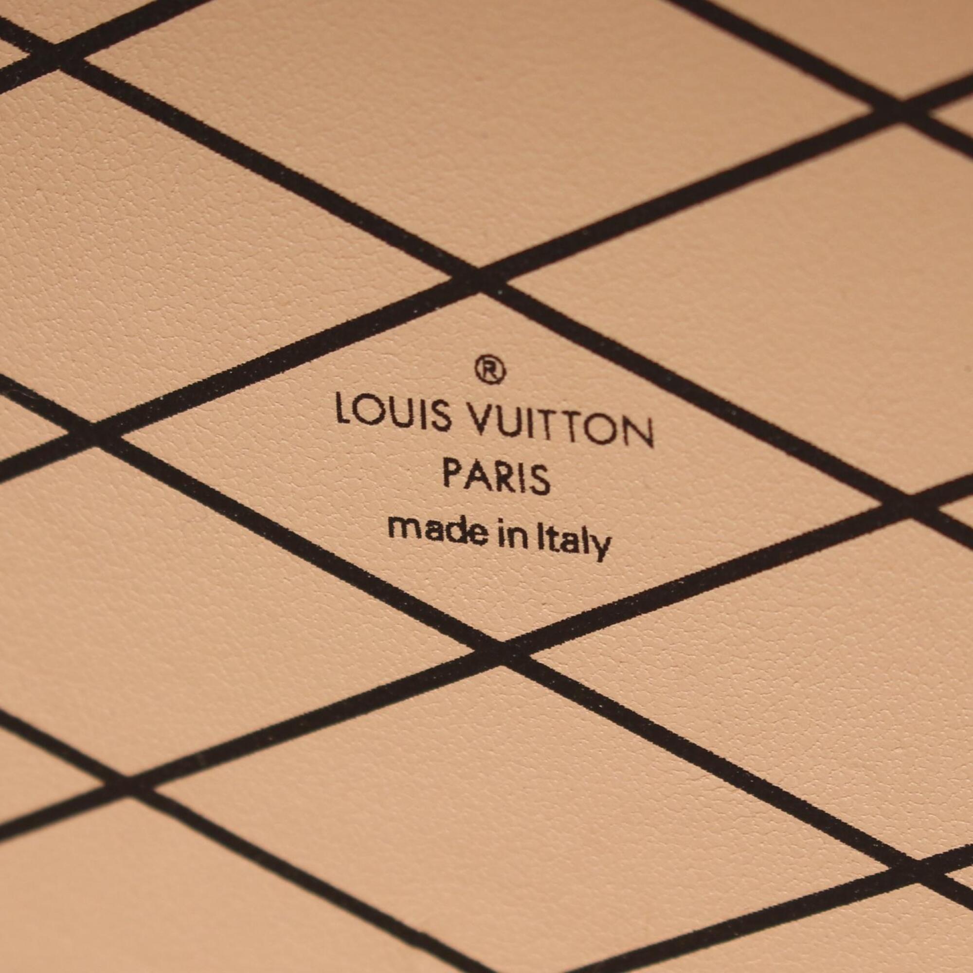 Louis Vuitton Beige Black Leather Handbag (Pre-Owned)