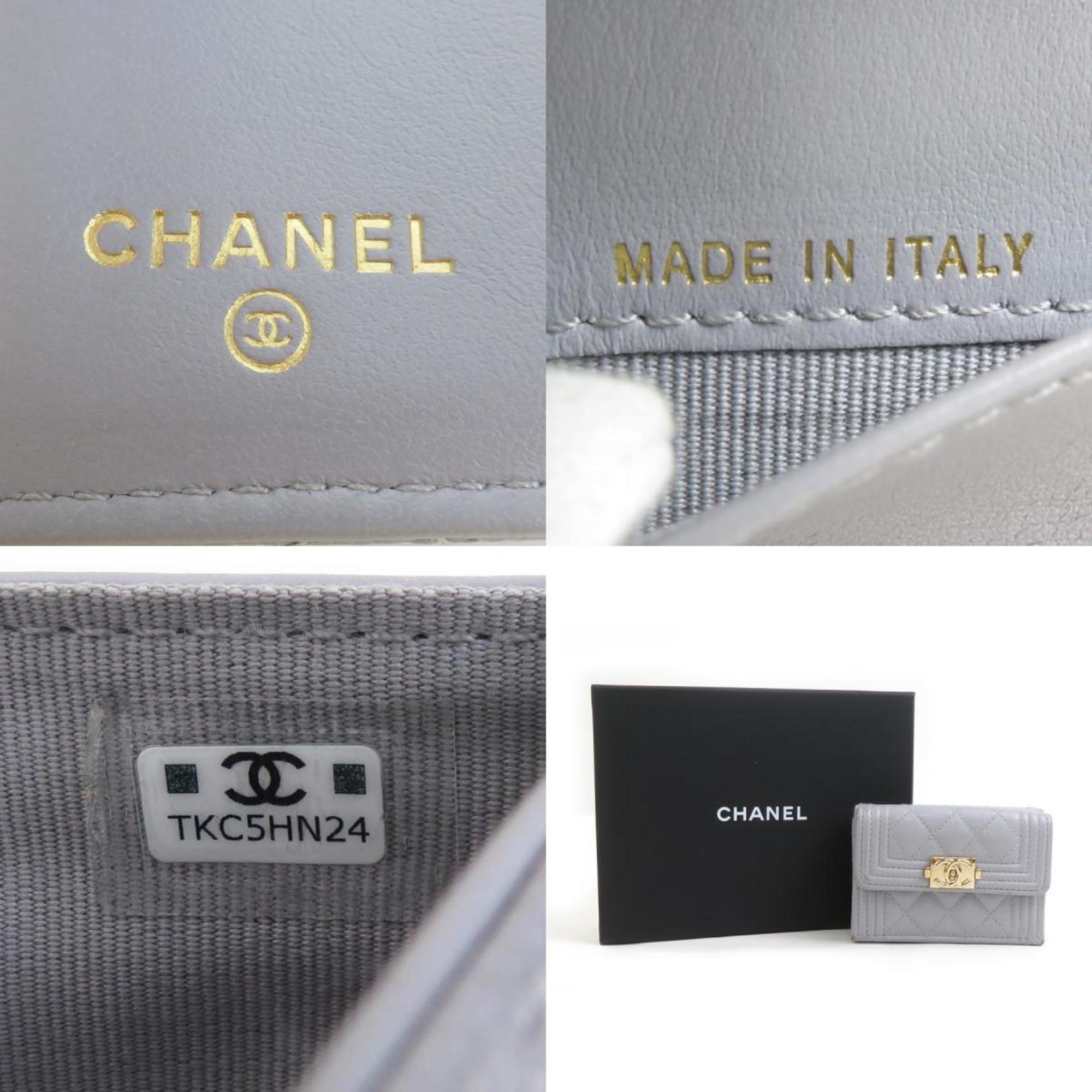 Chanel Light Gray Grained Calfskin Wallet (Tri-Fold) (Pre-Owned)