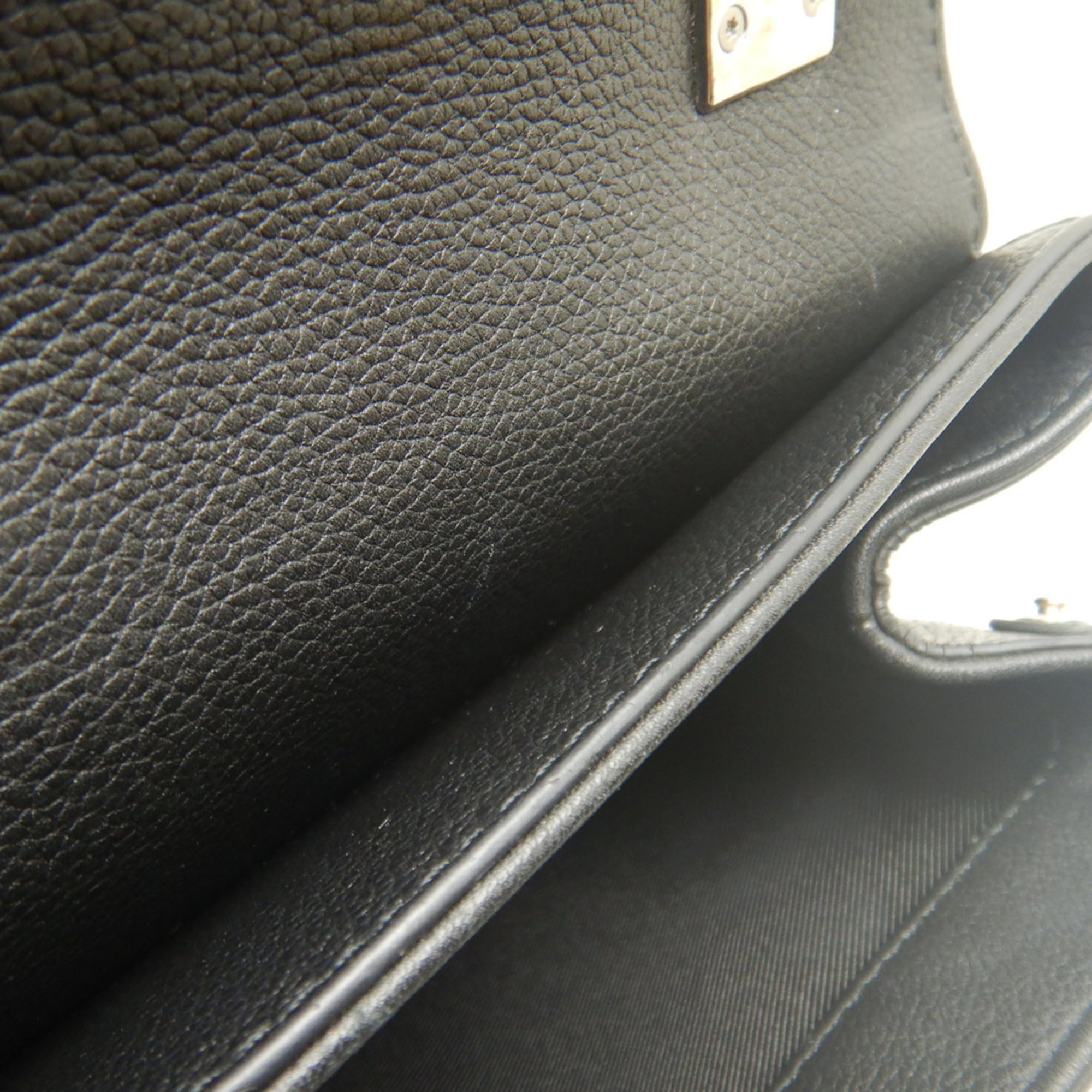 Louis Vuitton Noir Leather Shoulder Bag (Pre-Owned)
