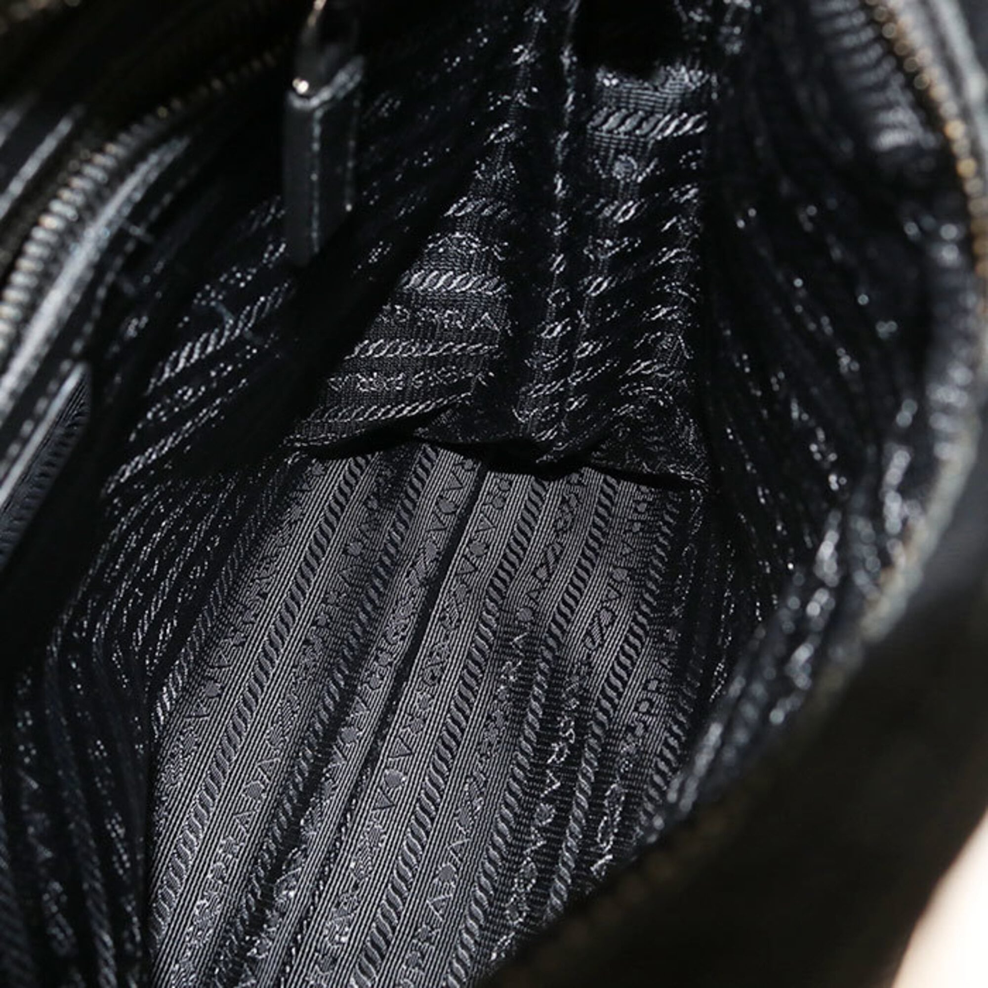 Prada Black Nylon Shoulder Bag (Pre-Owned)