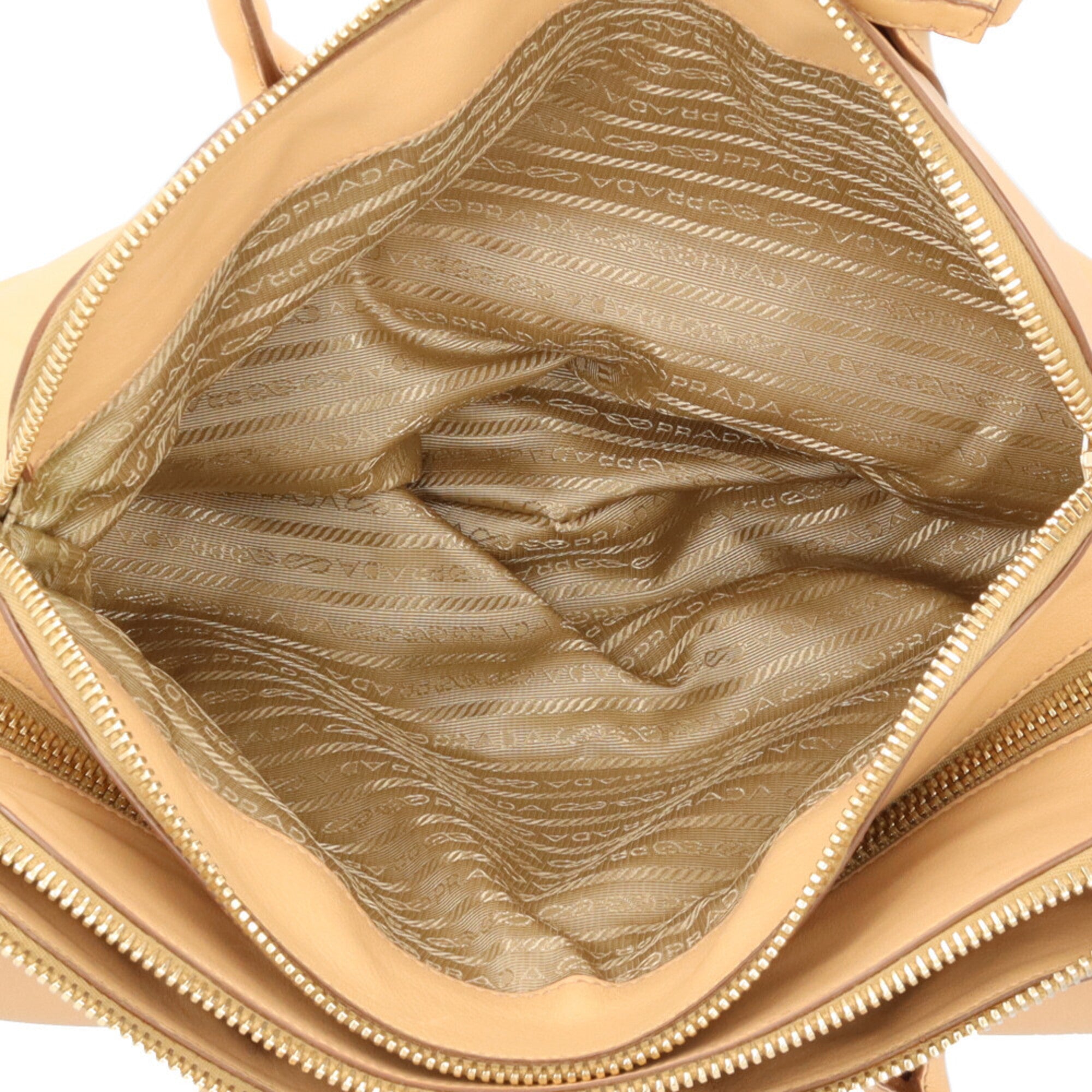 Prada Beige Leather Handbag (Pre-Owned)