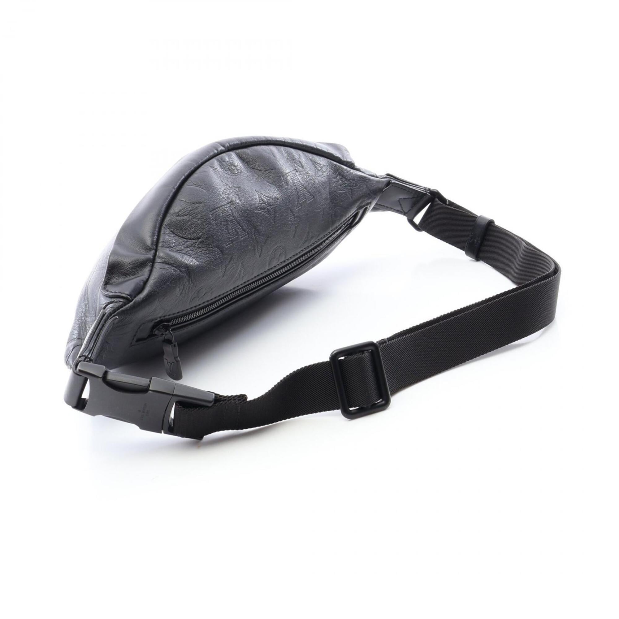 Louis Vuitton Black Noir Monogram Shadow Fanny Pack Handbag (Pre-Owned)