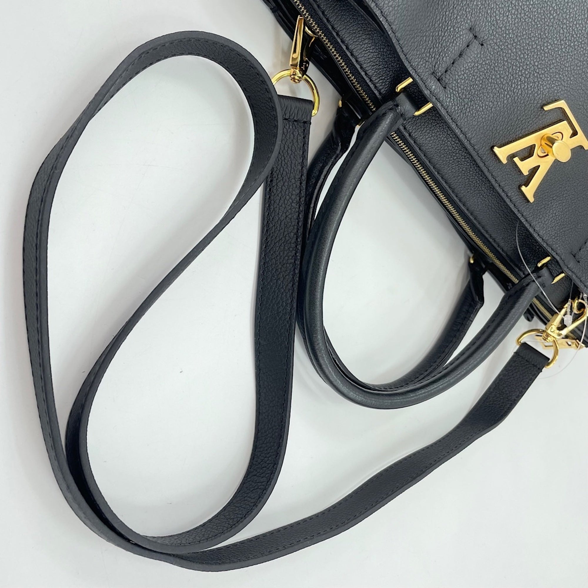 Louis Vuitton Black Tote Bag (Pre-Owned)