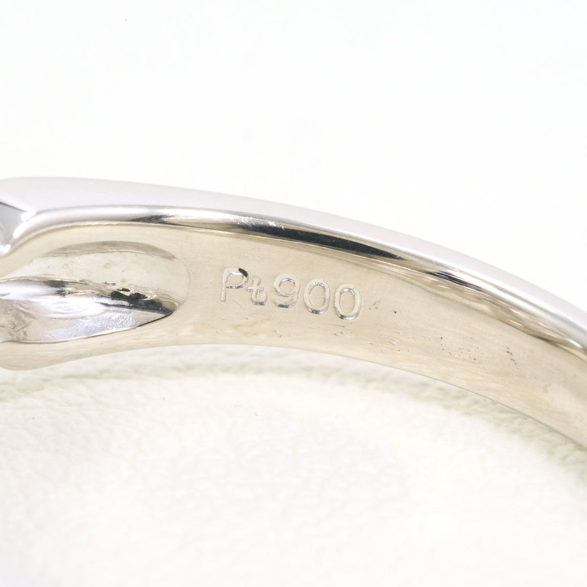 Unbranded Platinum Platinum 900 Band Ring (Pre-Owned)