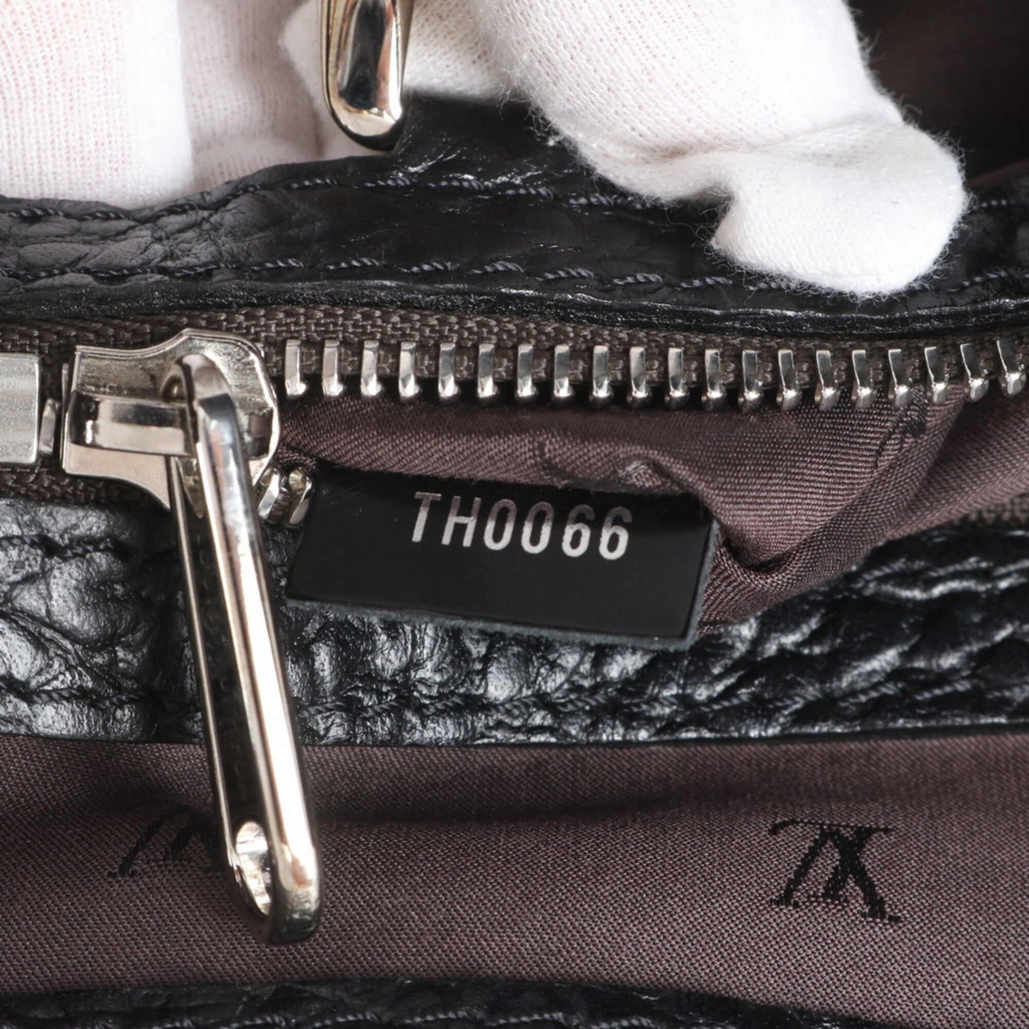 Louis Vuitton Black Leather Shoulder Bag Tote Bag (Pre-Owned)