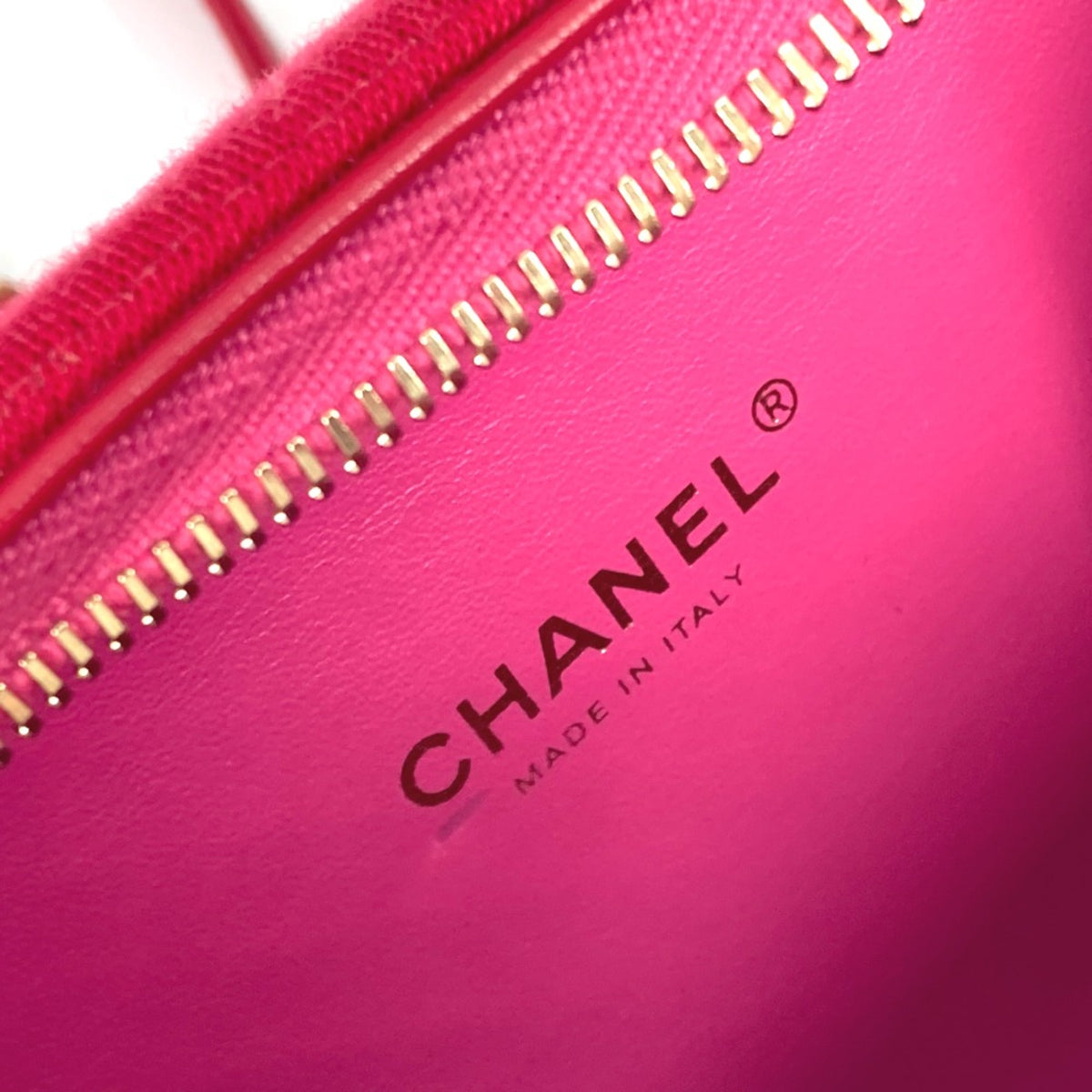Chanel Red Other Shoulder Bag (Pre-Owned)