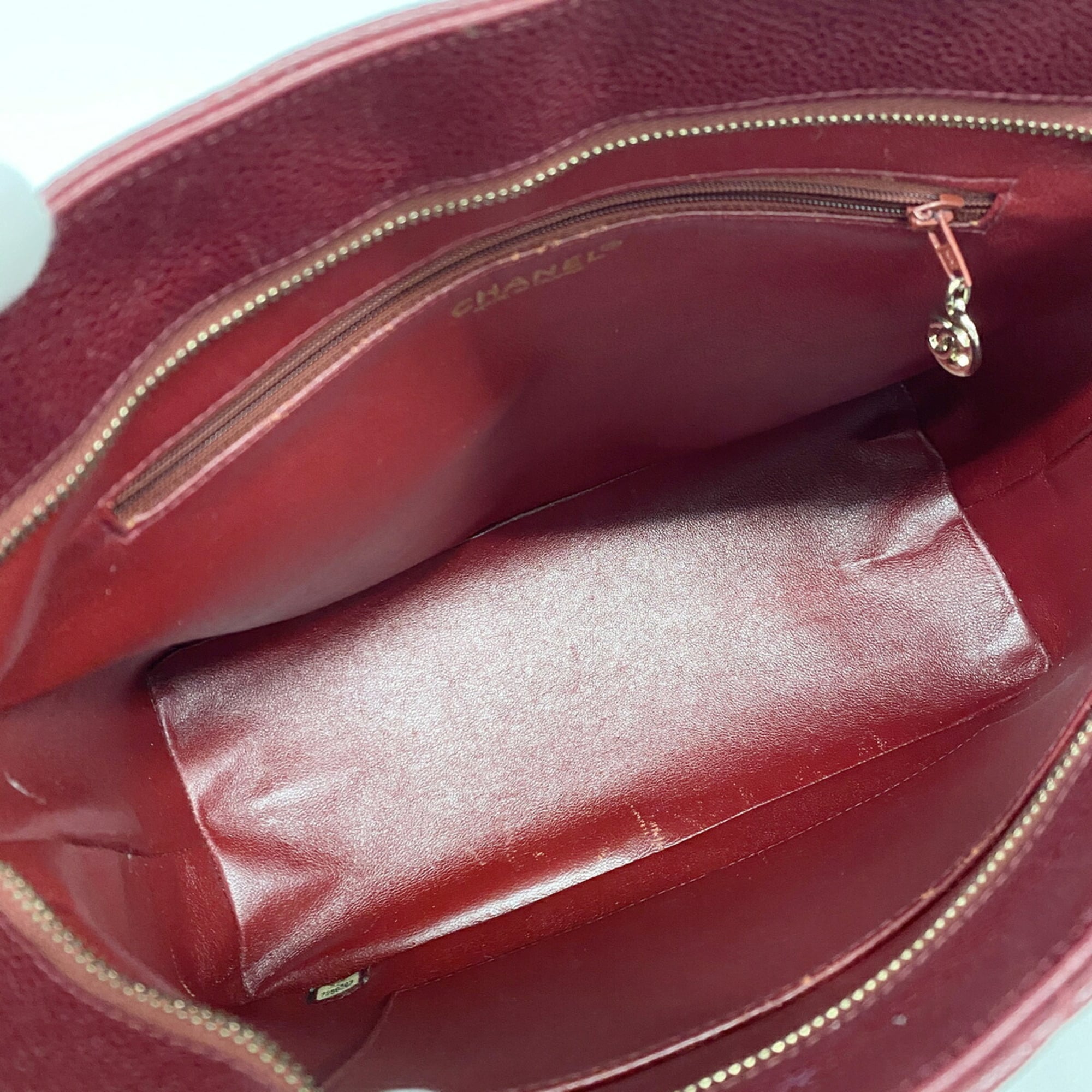 Chanel Bordeaux Grained Calfskin Tote Bag (Pre-Owned)