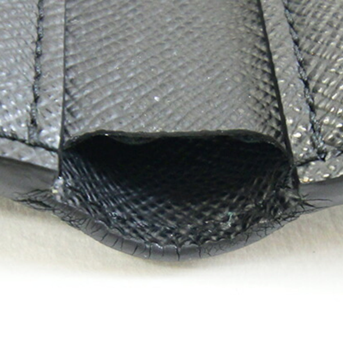 Louis Vuitton Epi Black Noir Epi Leather Bill Wallet (Bi-Fold) (Pre-Owned)