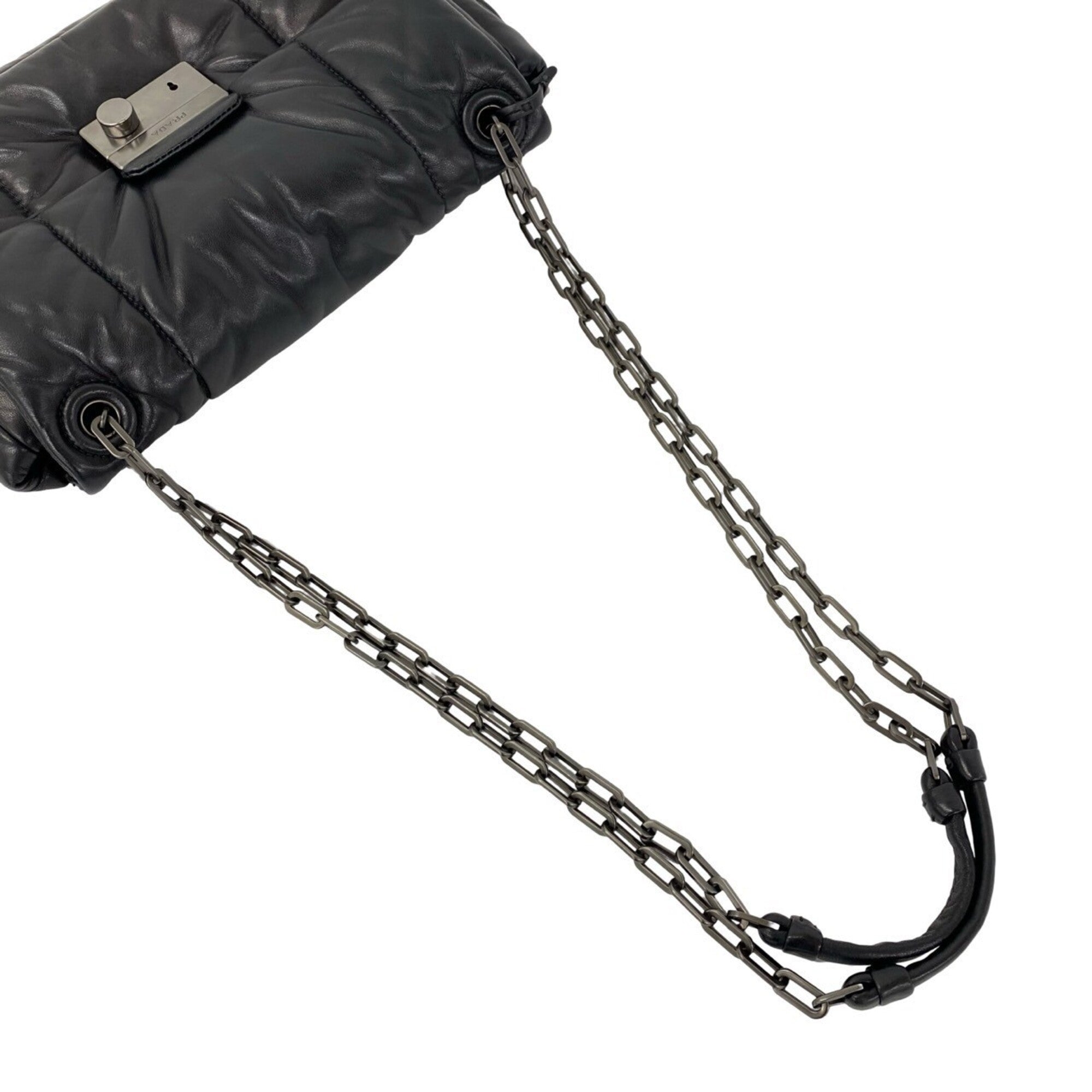 Prada Black Leather Pochette Shoulder Bag (Pre-Owned)