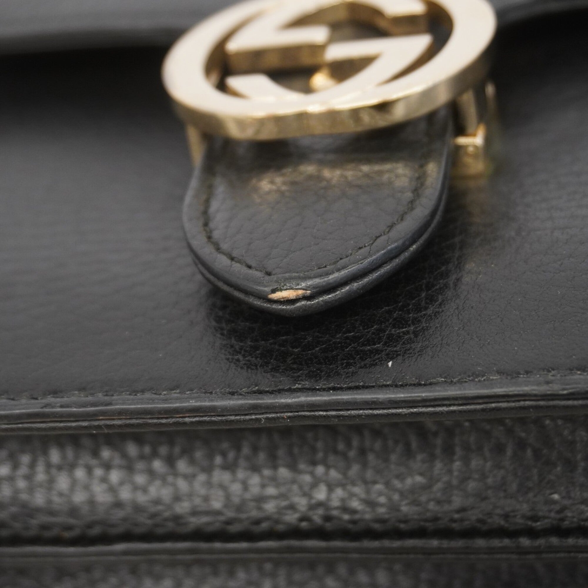 Gucci Black Leather Shoulder Bag (Pre-Owned)