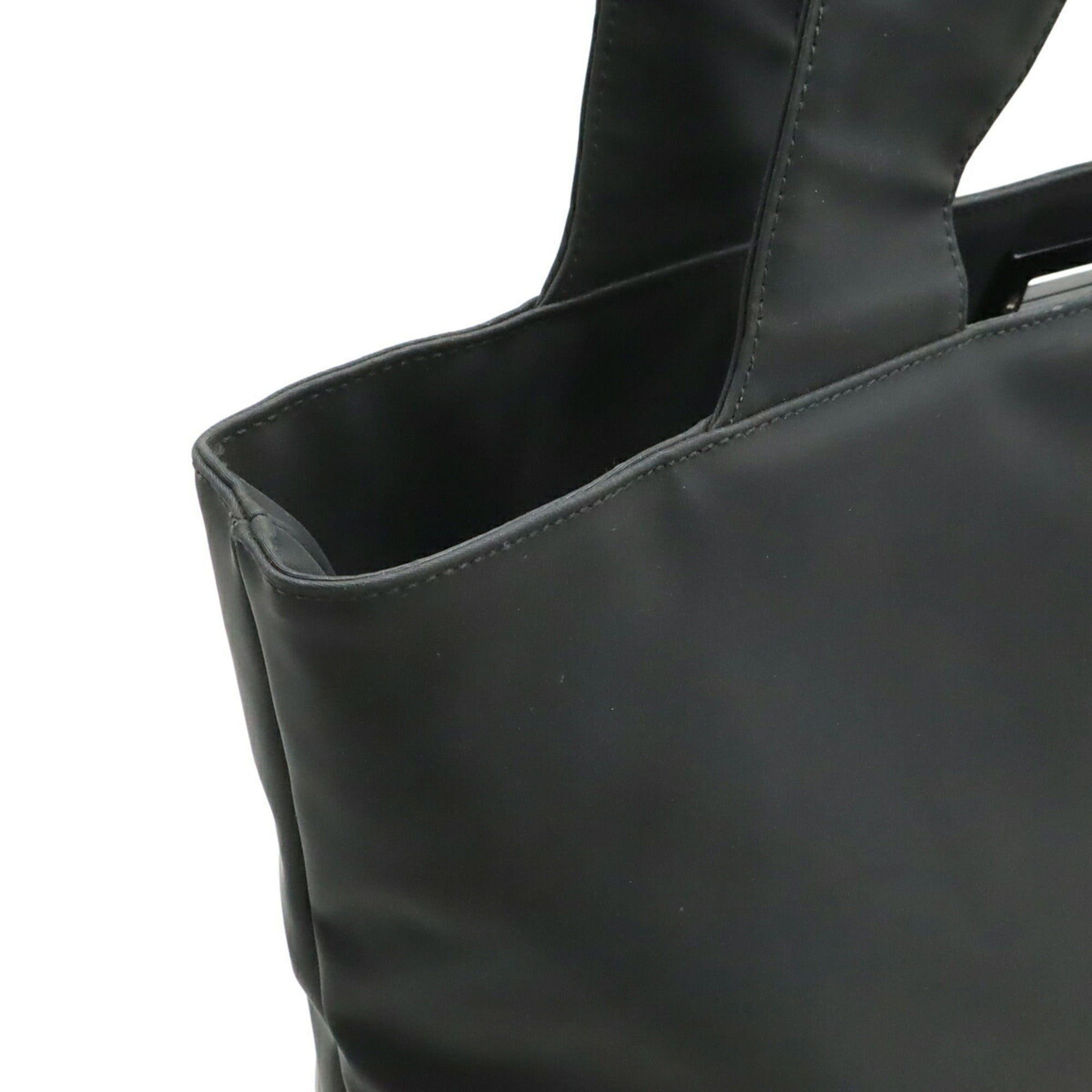 Salvatore Ferragamo Gancini Black Nylon Shoulder Bag Tote Bag (Pre-Owned)