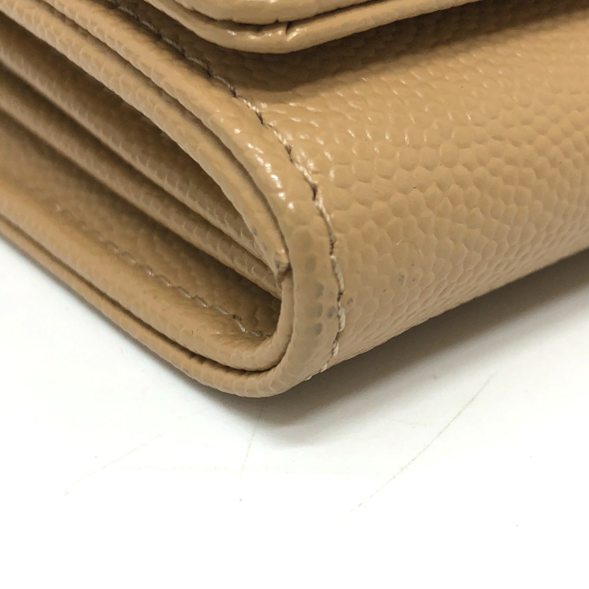 Chanel Beige Leather Long Wallet (Bi-Fold) (Pre-Owned)