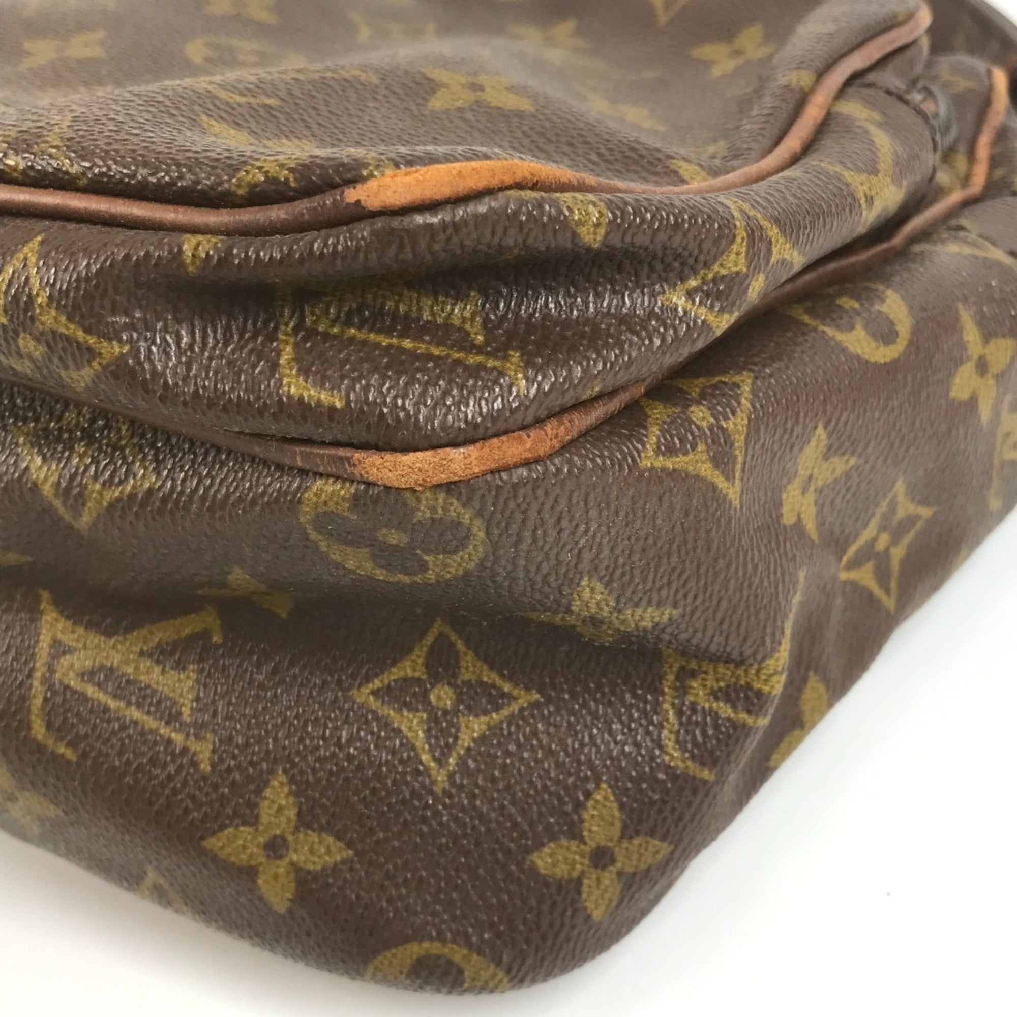 Louis Vuitton Monogram Brown Monogram Shoulder Bag (Pre-Owned)