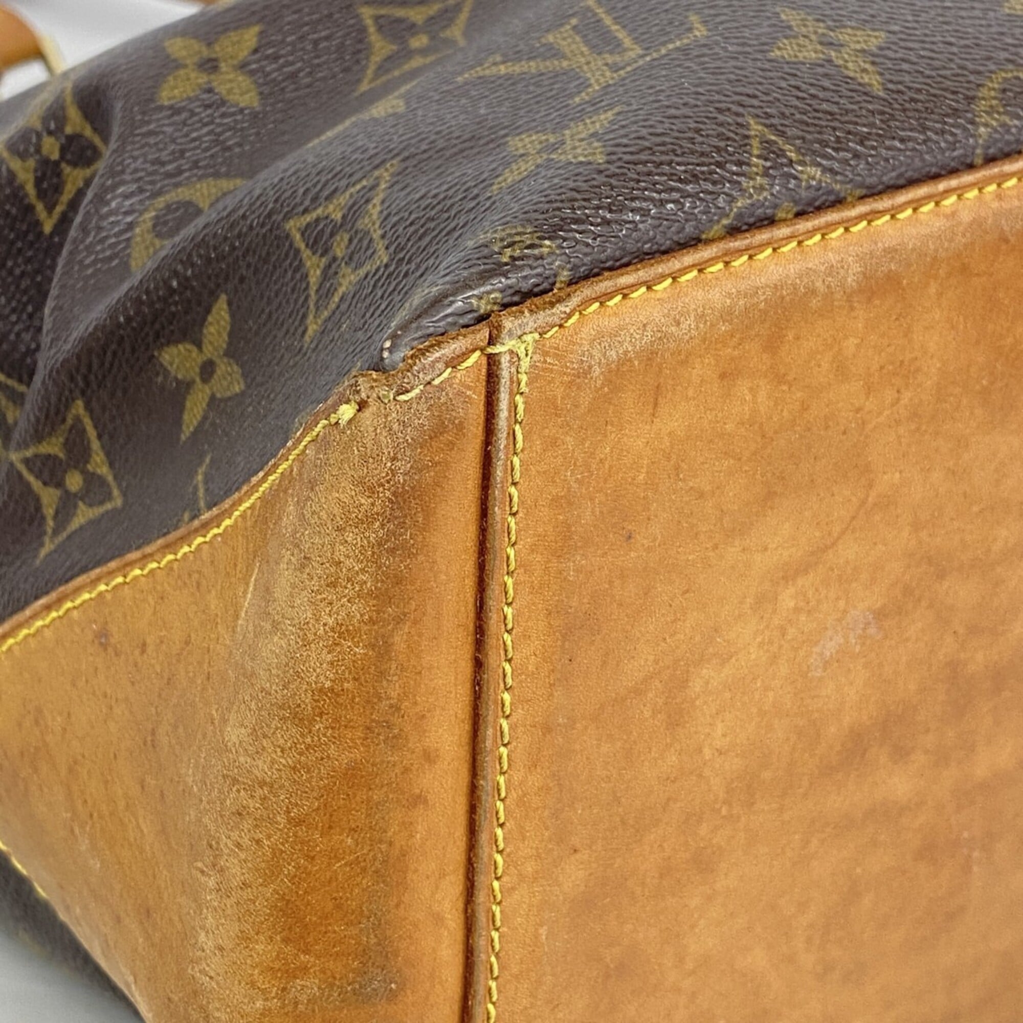 Louis Vuitton Brown Tote Bag (Pre-Owned)