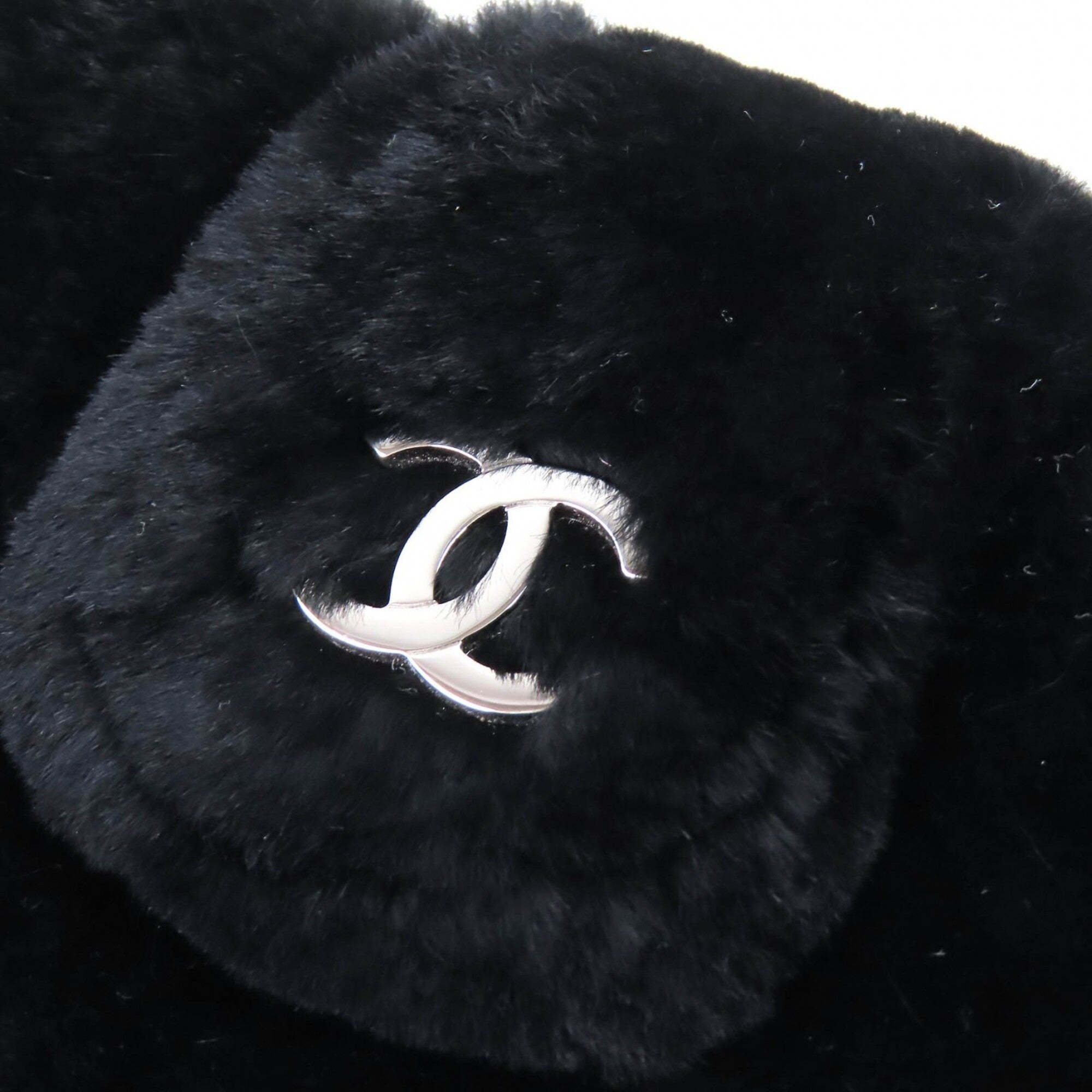 Chanel Black Pouch (Pre-Owned)