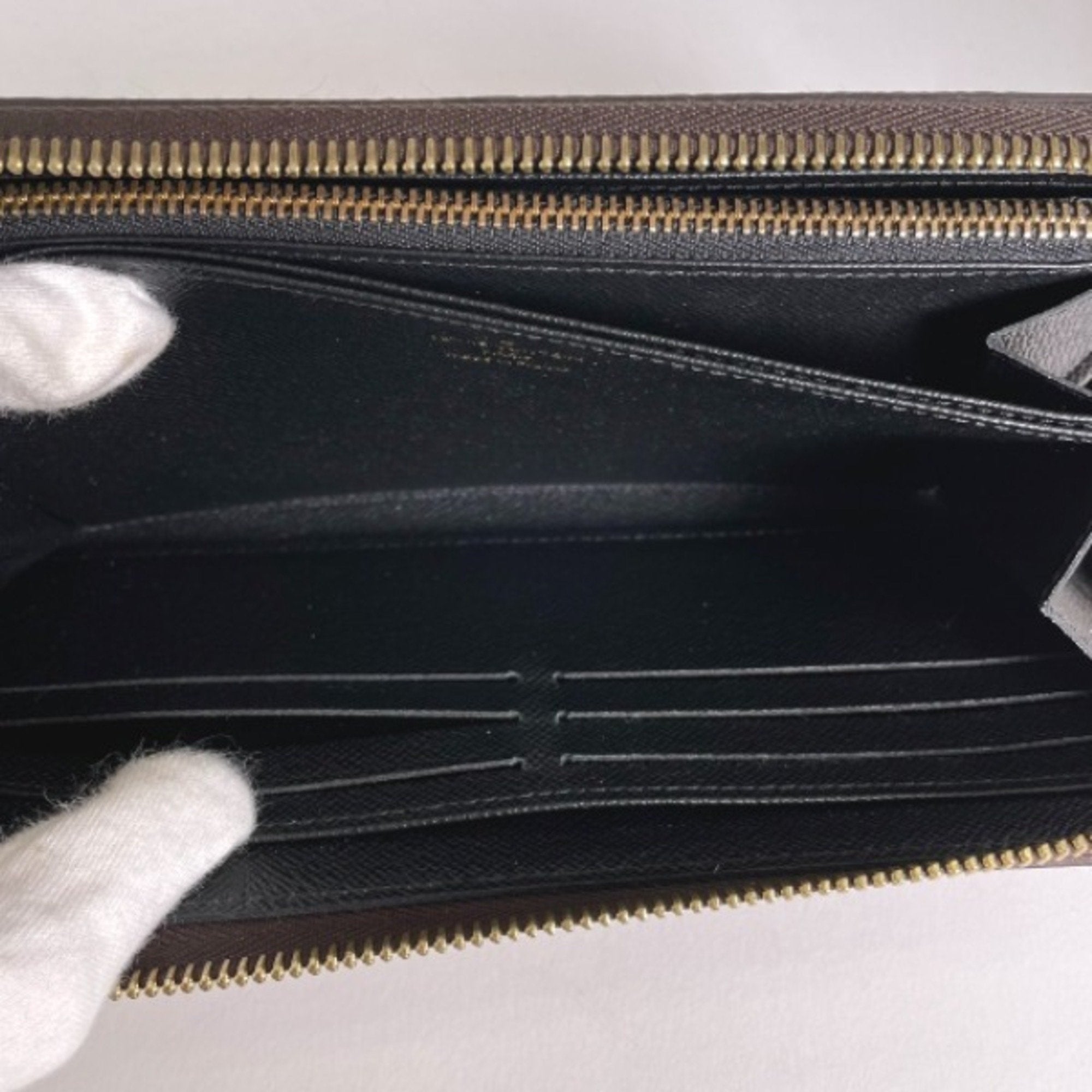 Louis Vuitton Brown Monogram Long Wallet (Bi-Fold) (Pre-Owned)