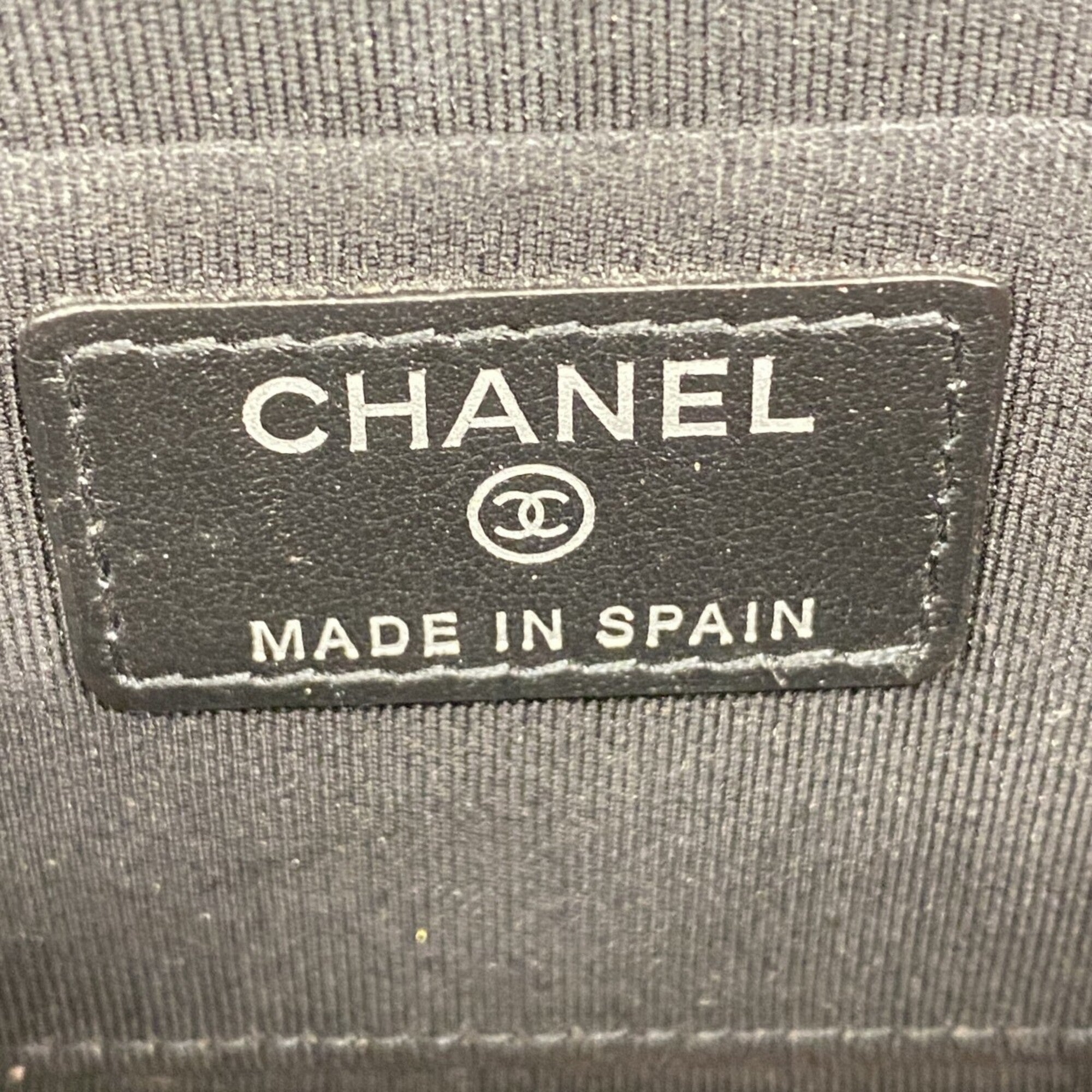 Chanel Black Leather Long Wallet (Bi-Fold) (Pre-Owned)