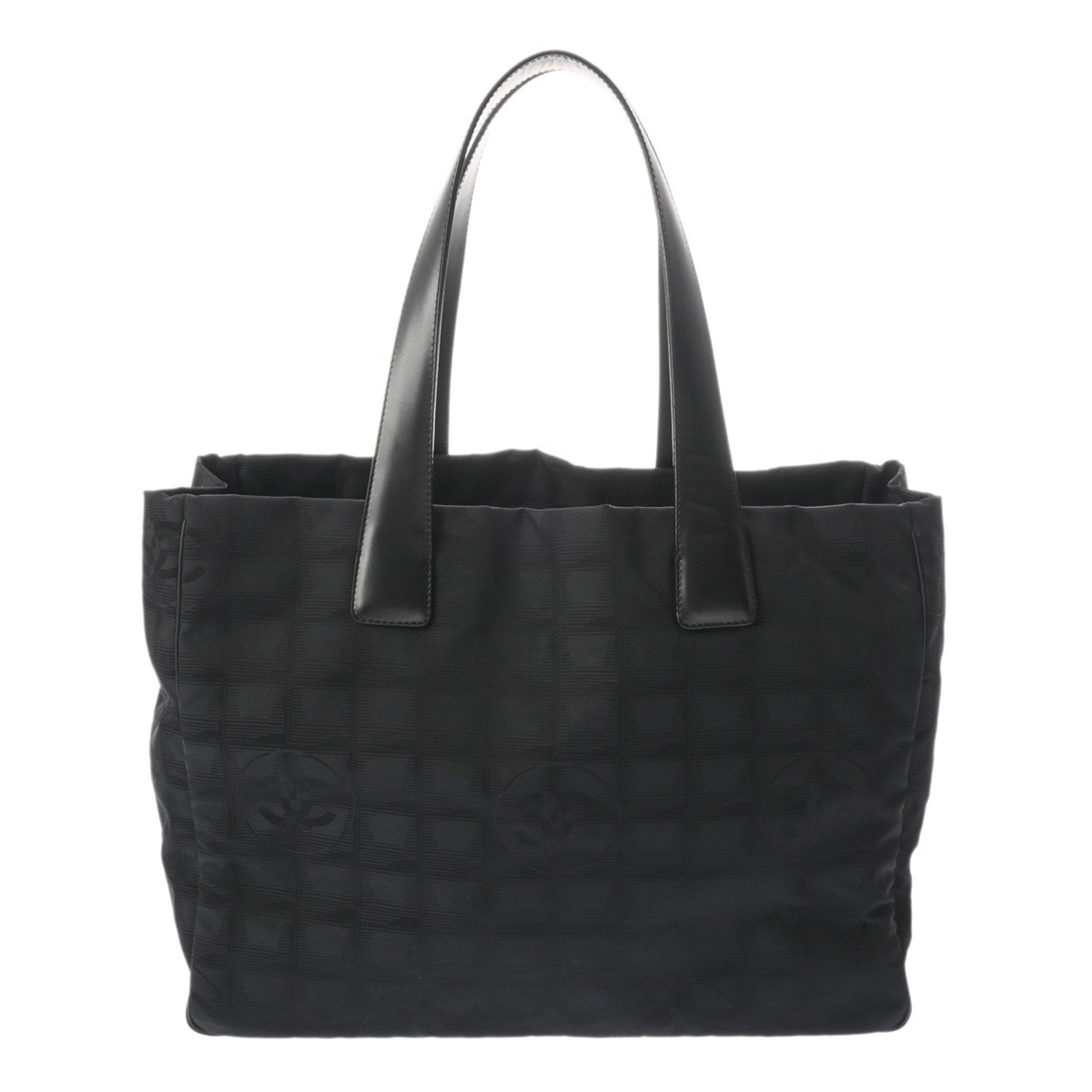 Chanel Black Nylon Handbag (Pre-Owned)
