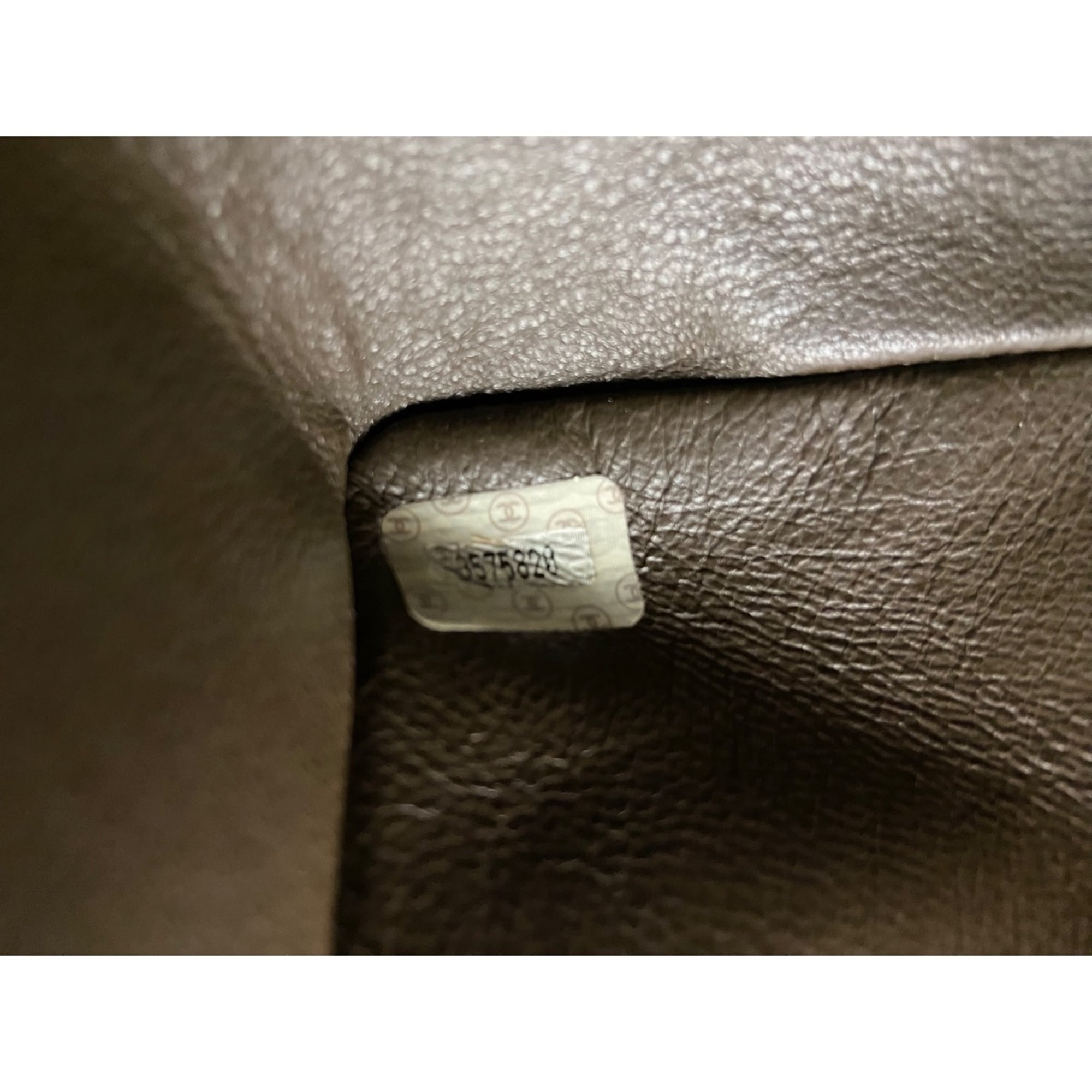 Chanel Green Shoulder Bag (Pre-Owned)