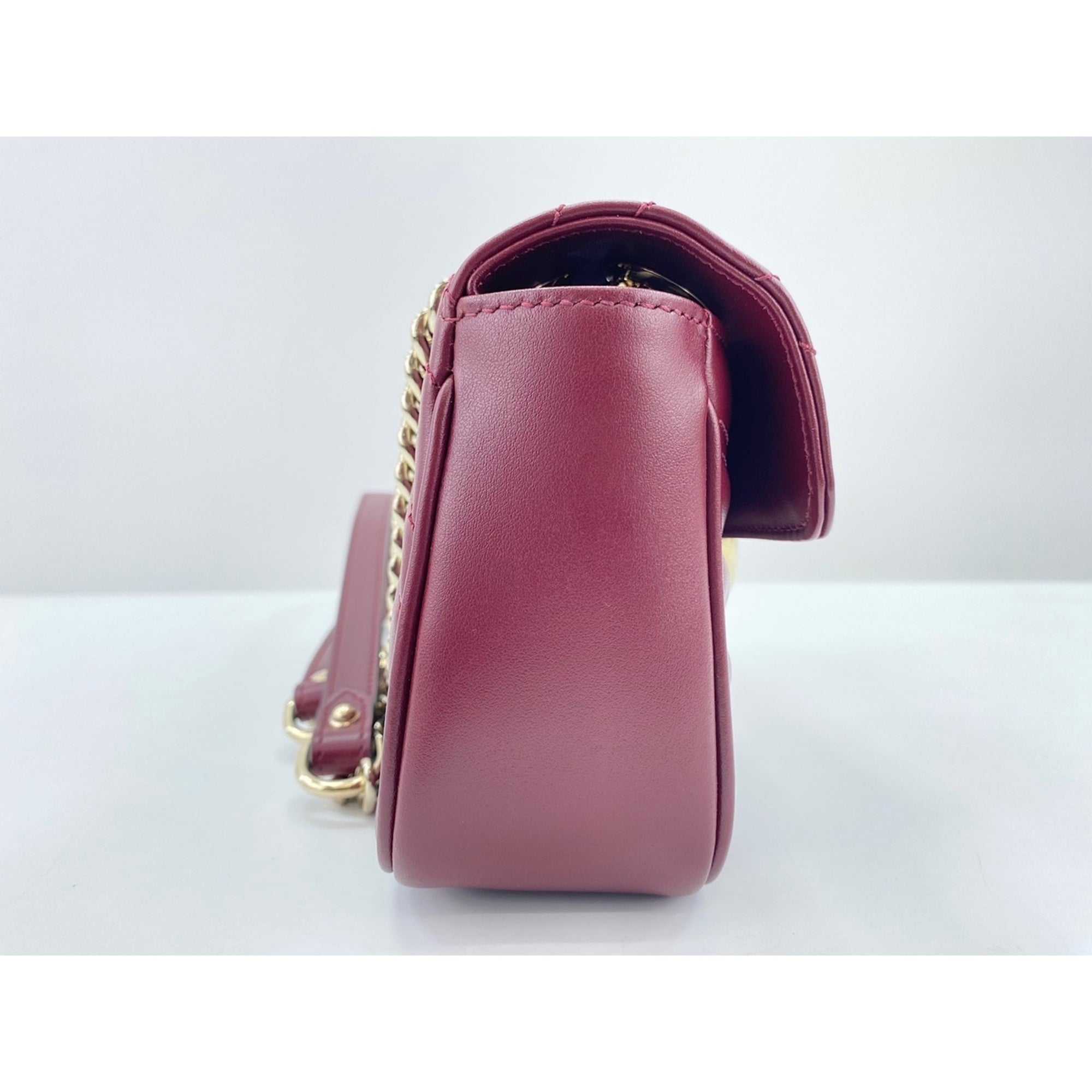 Gucci Red Color Wine Shoulder Bag (Pre-Owned)