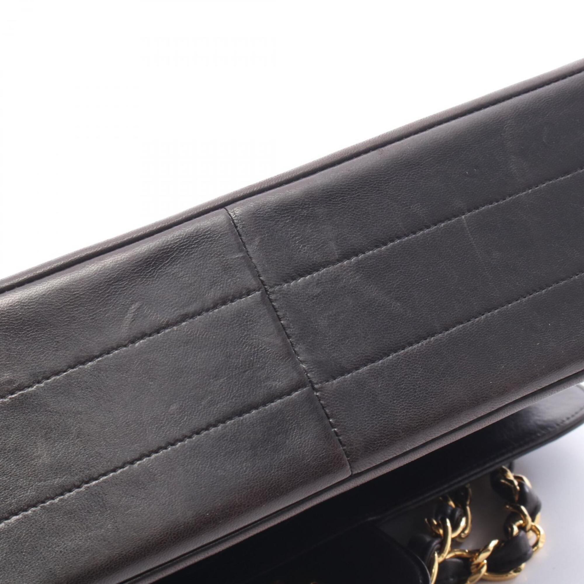 Chanel Black Leather Handbag Shoulder Bag (Pre-Owned)