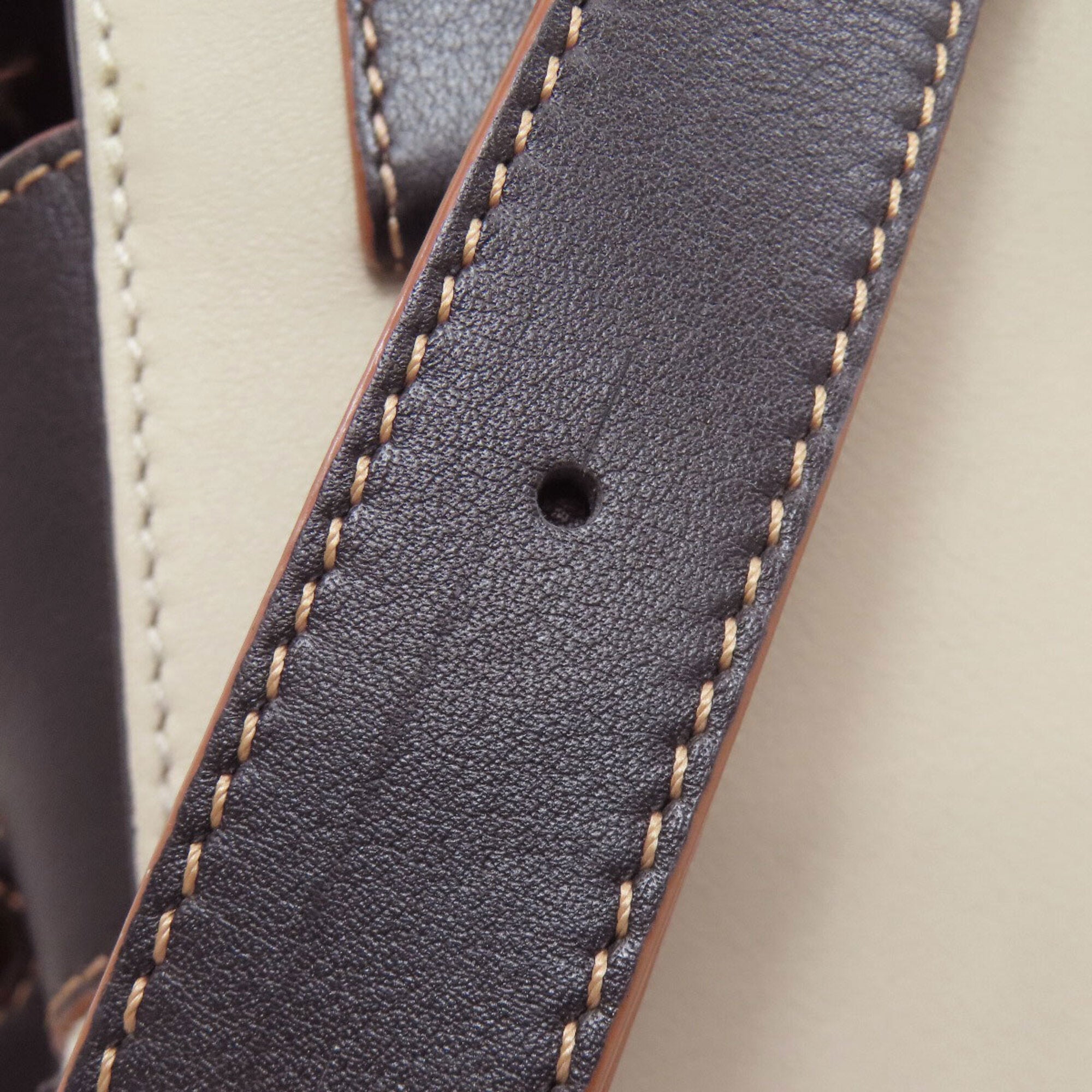 Loewe Beige Black Canvas Leather Handbag (Pre-Owned)