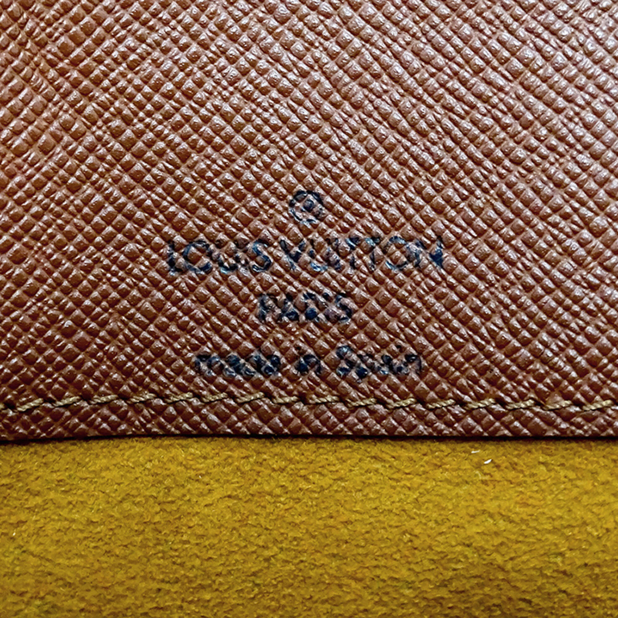 Louis Vuitton Brown Monogram Monogram Shoulder Bag (Pre-Owned)