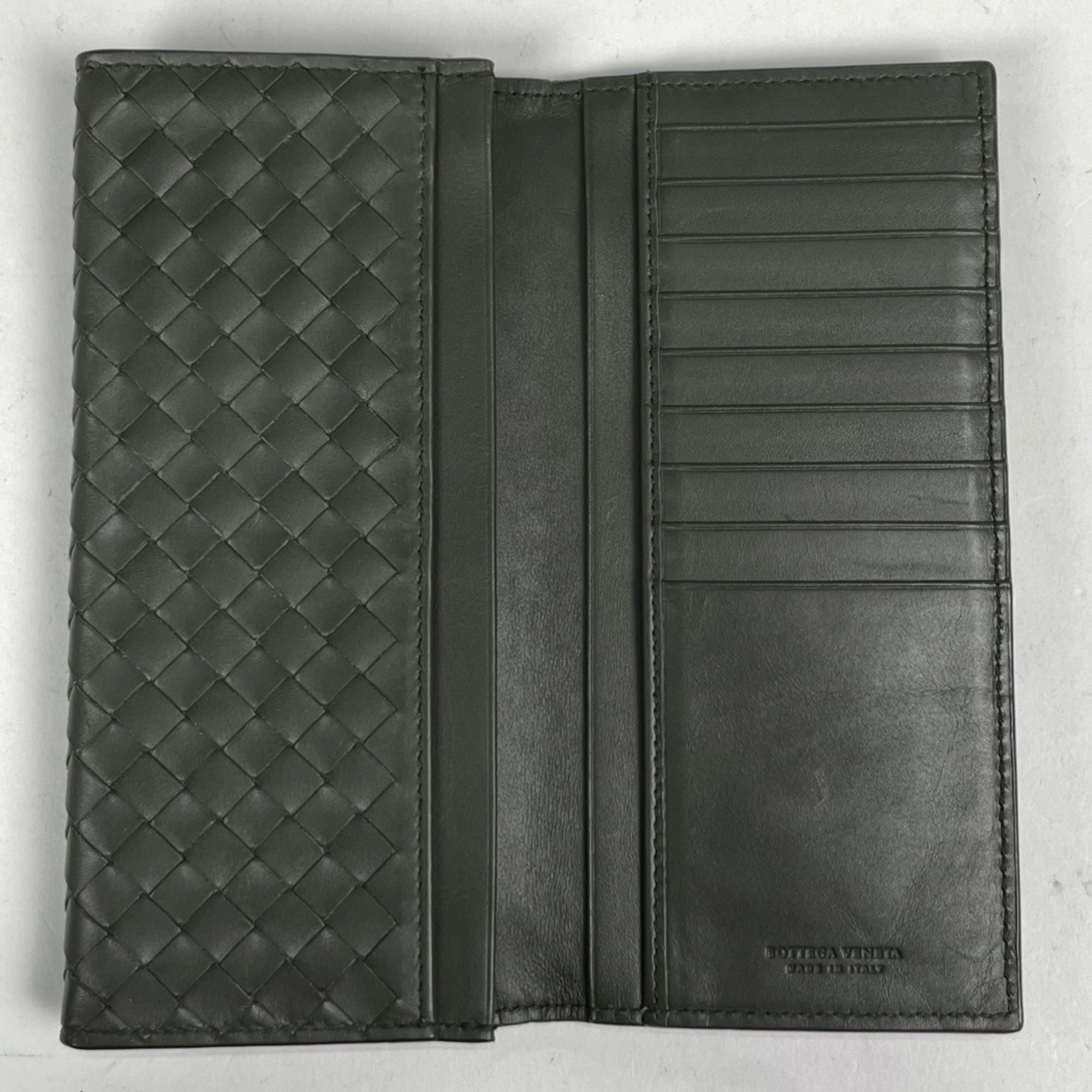 Bottega Veneta Intrecciato Green Leather Long Wallet (Bi-Fold) (Pre-Owned)