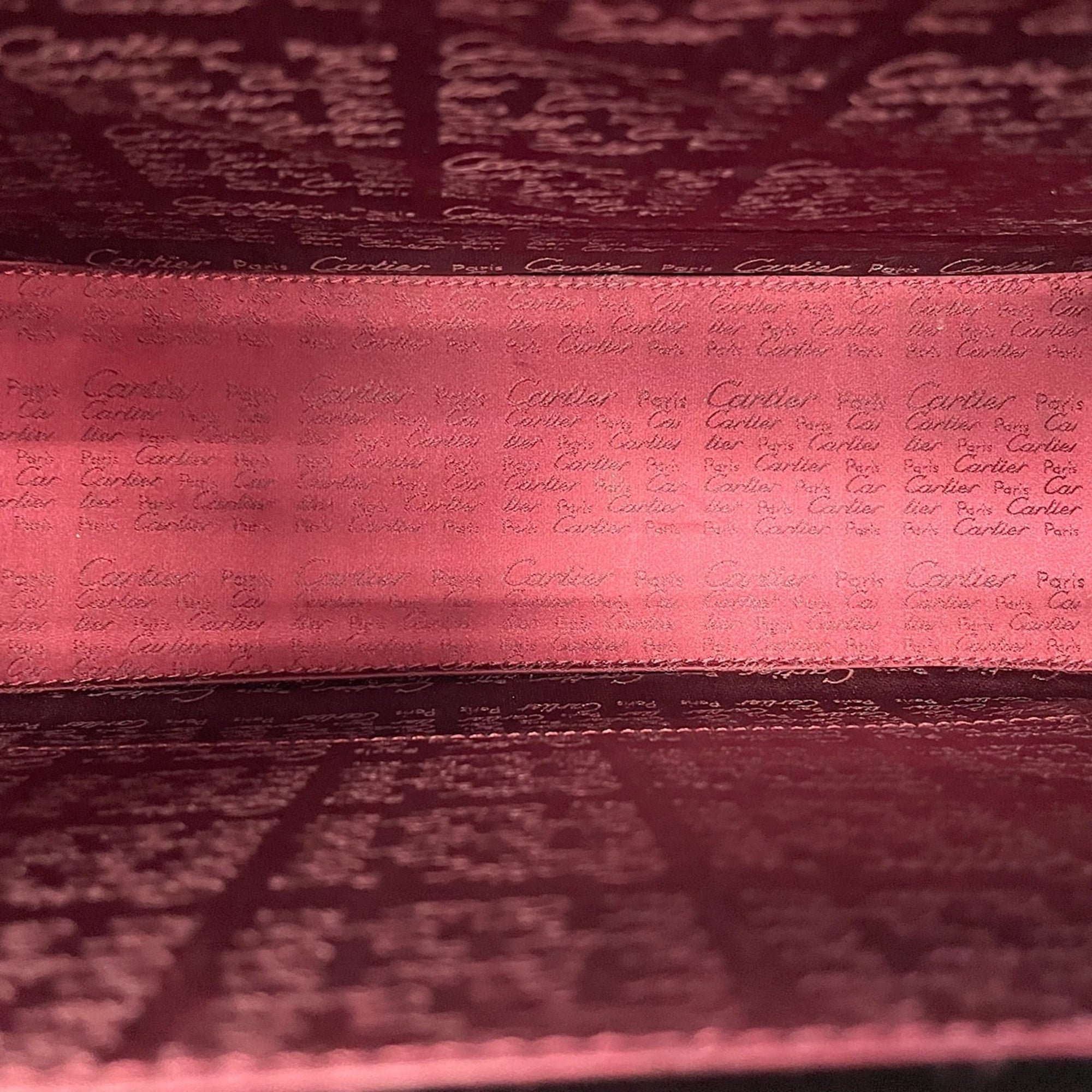Cartier Wine Red Handbag (Pre-Owned)