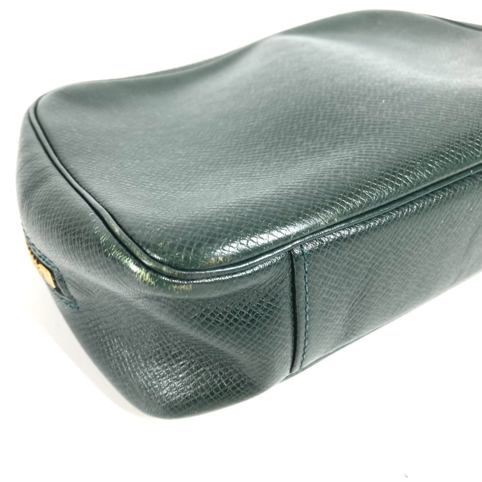 Louis Vuitton Episea Green Taiga Leather Clutch Bag Pouch (Pre-Owned)