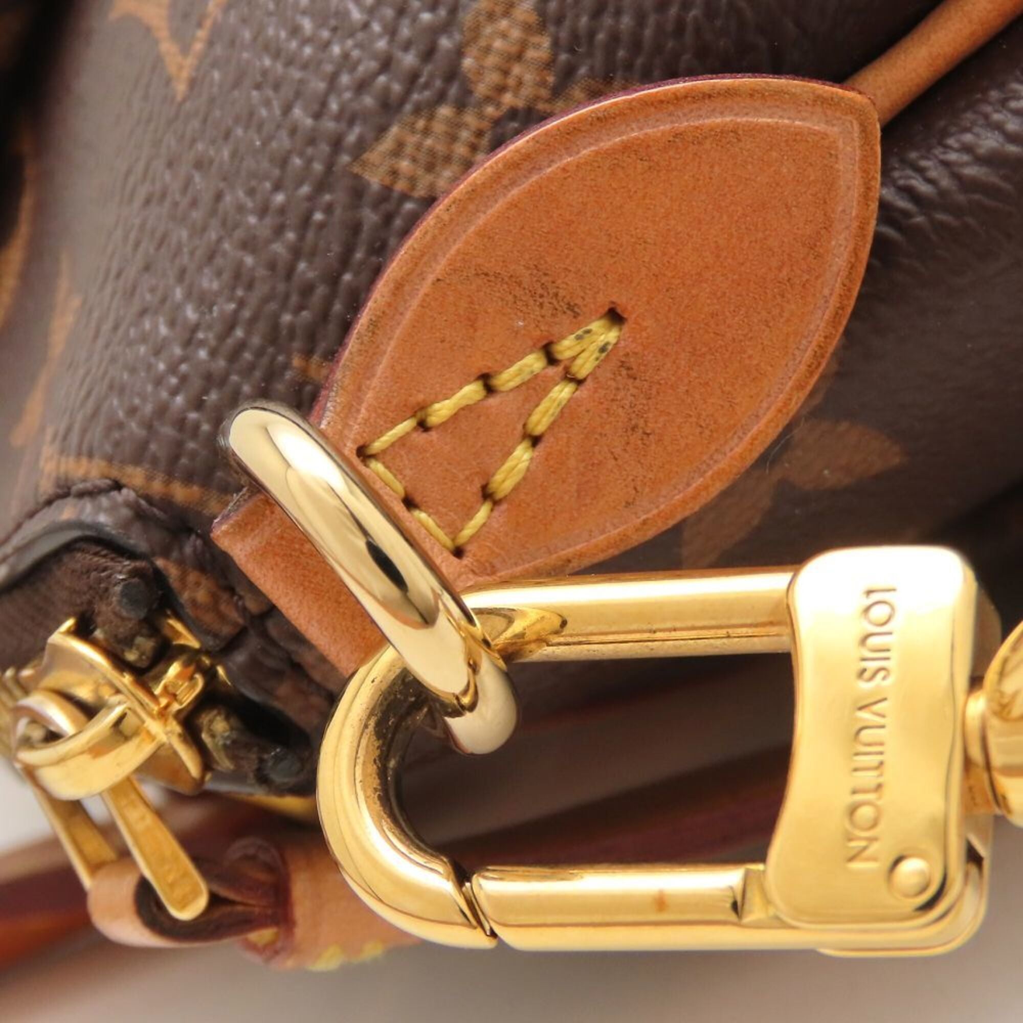 Louis Vuitton Monogram Brown Monogram Handbag (Pre-Owned)