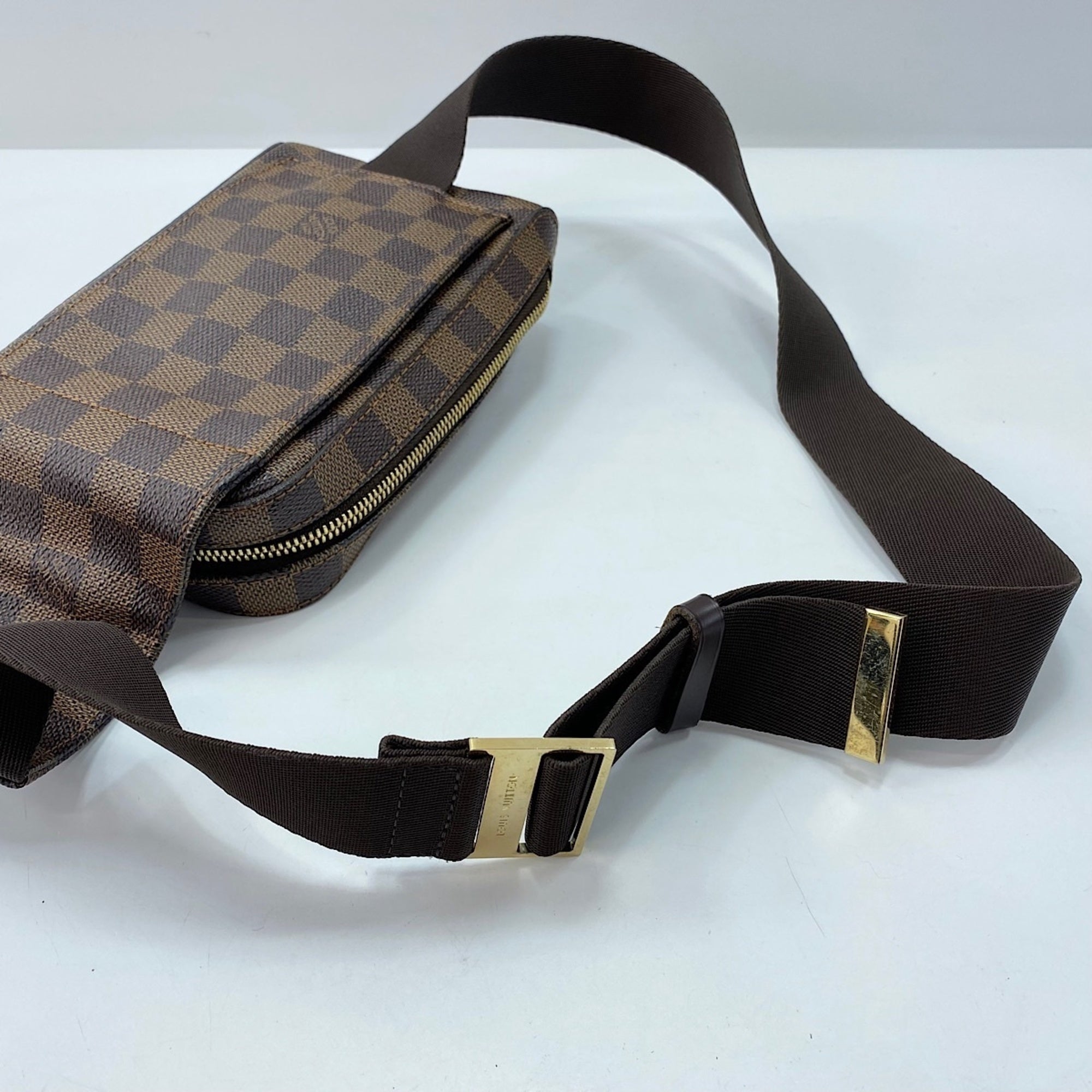 Louis Vuitton Brown Sling Bag (Pre-Owned)