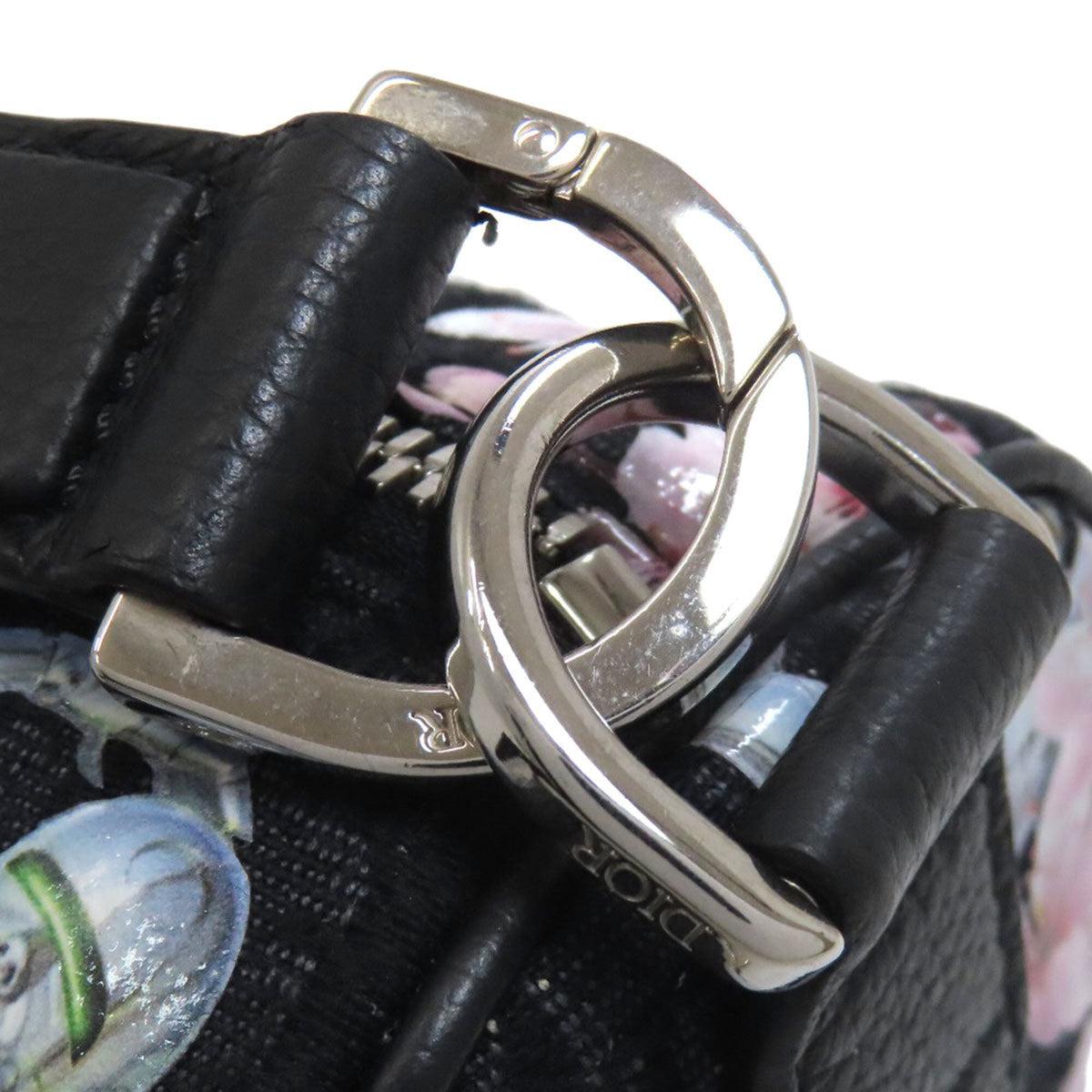 Christian Dior Black Canvas Handbag (Pre-Owned)