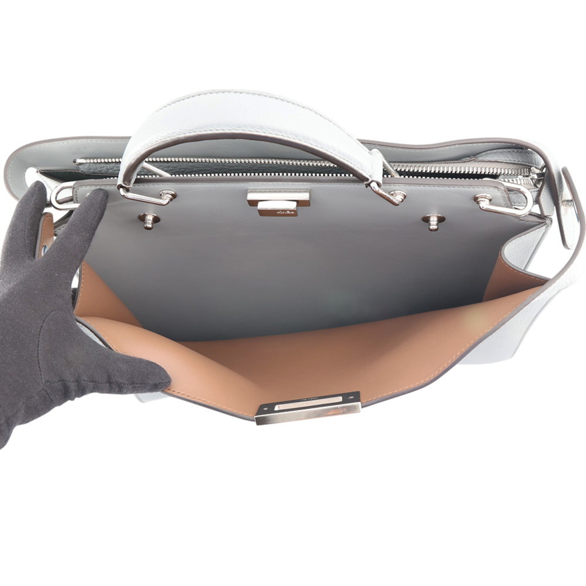 Fendi Gray Leather Handbag (Pre-Owned)
