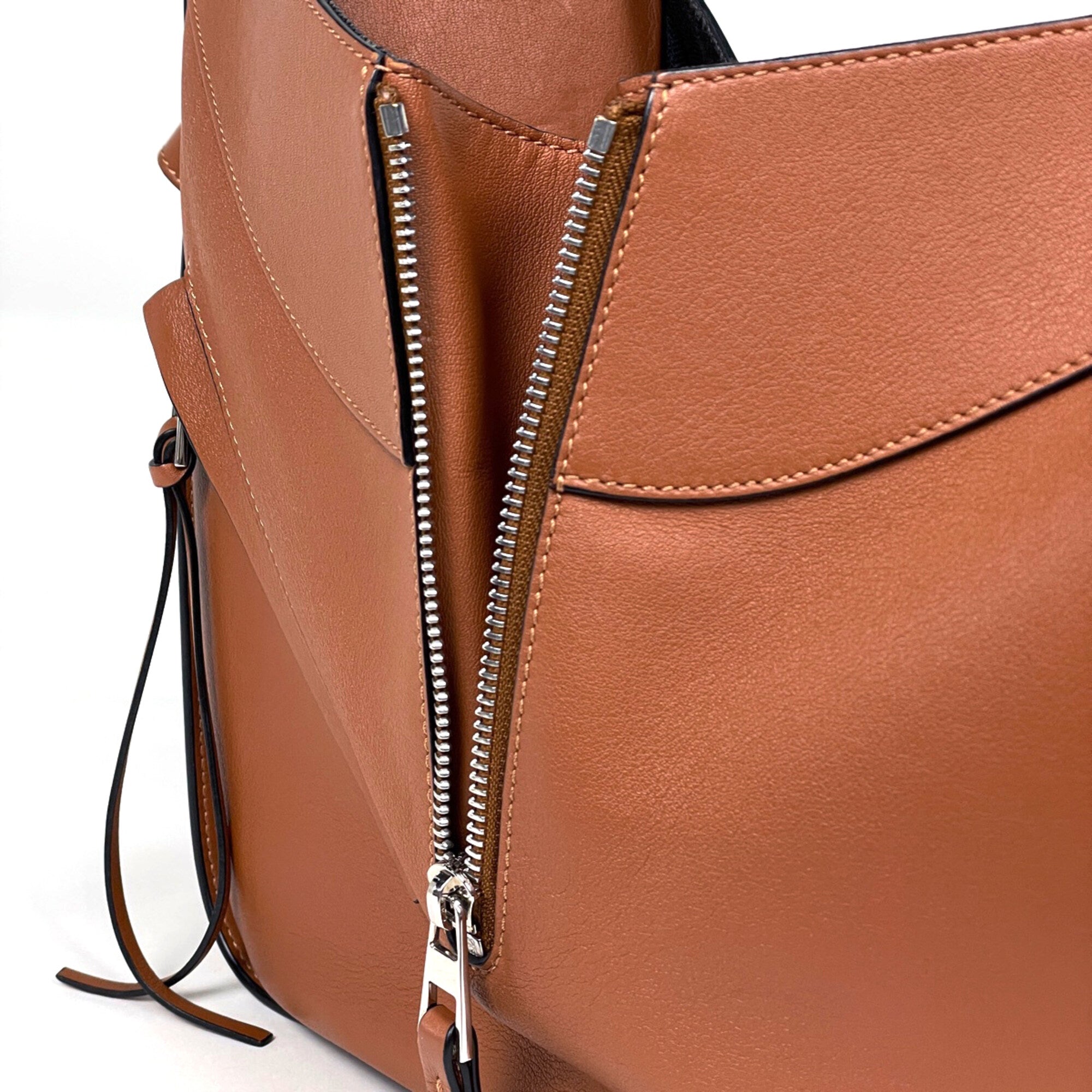 Loewe Hammock Brown Leather Handbag (Pre-Owned)