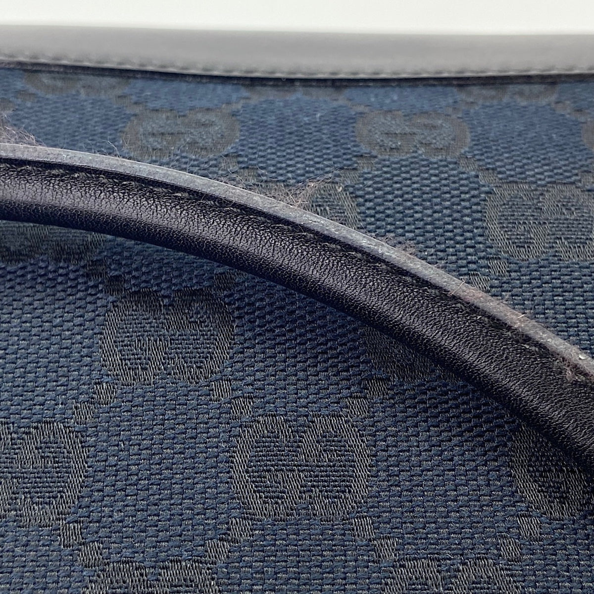 Gucci Navy Handbag (Pre-Owned)
