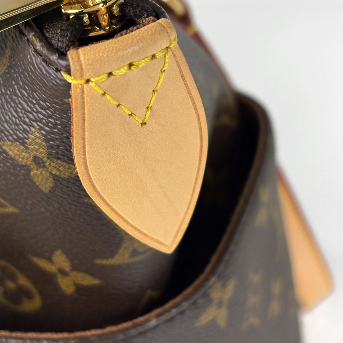 Louis Vuitton Monogram Brown Monogram Monogram Shoulder Bag Tote Bag (Pre-Owned)