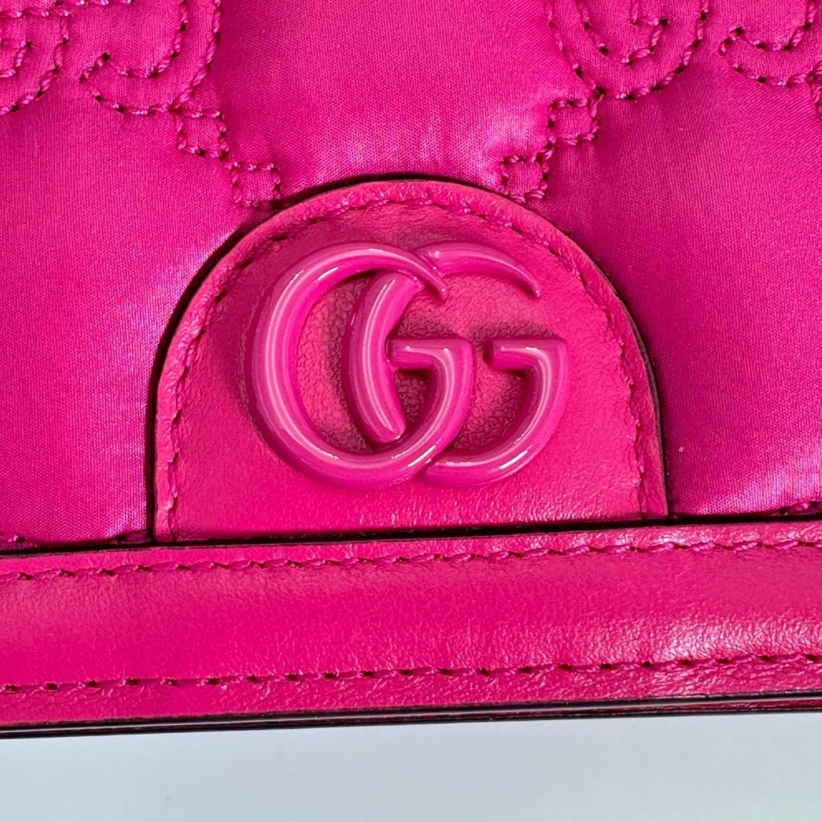 Gucci Pink Nylon Leather Handbag (Pre-Owned)