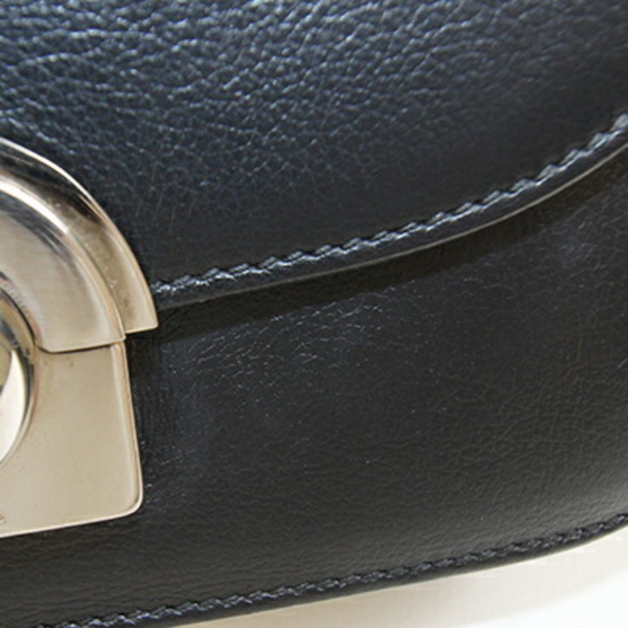 Prada Black Leather Shoulder Bag (Pre-Owned)
