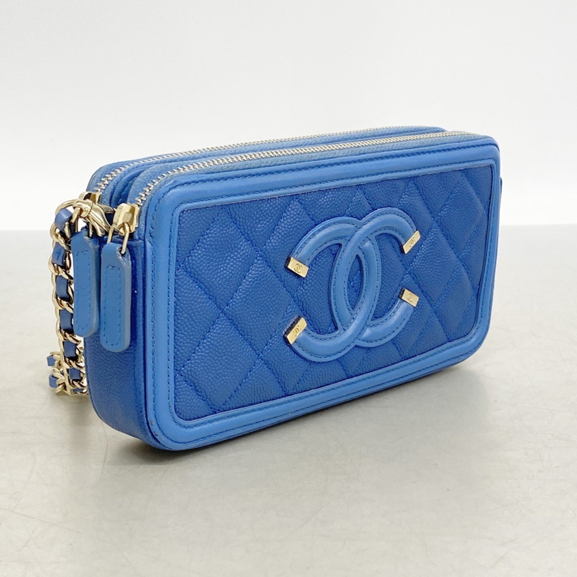 Chanel Blue Grained Calfskin Pochette (Pre-Owned)
