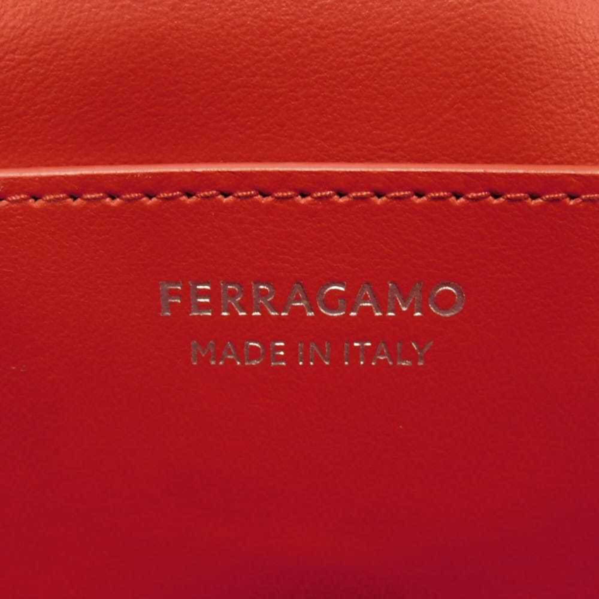 Salvatore Ferragamo Red Color Leather Shoulder Bag (Pre-Owned)
